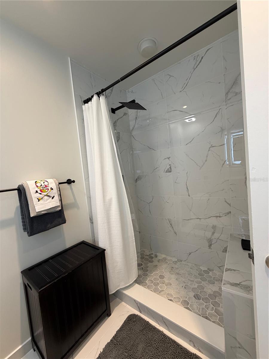 1227 E MADISON ST #601