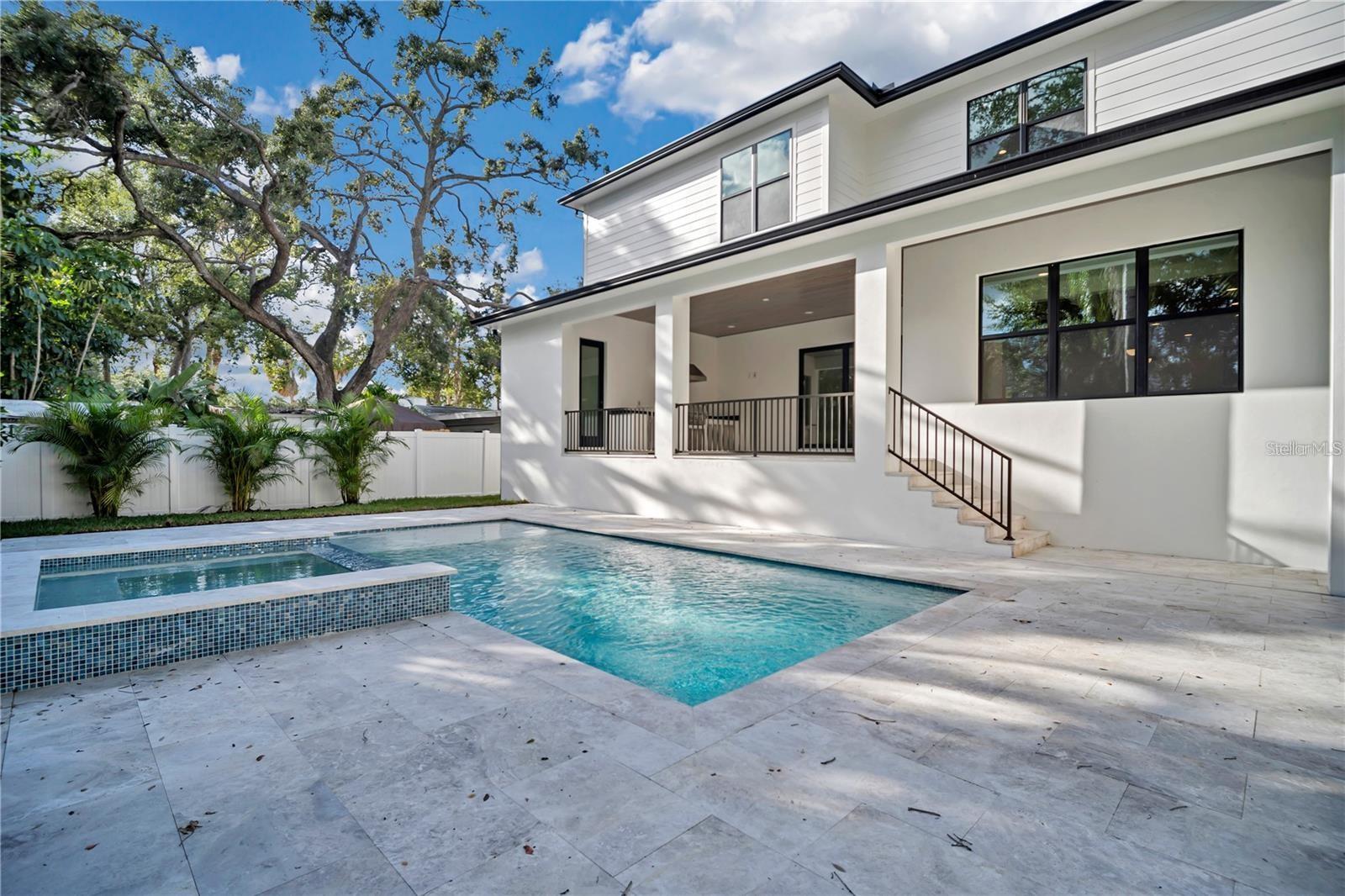 4608 W EL PRADO BLVD