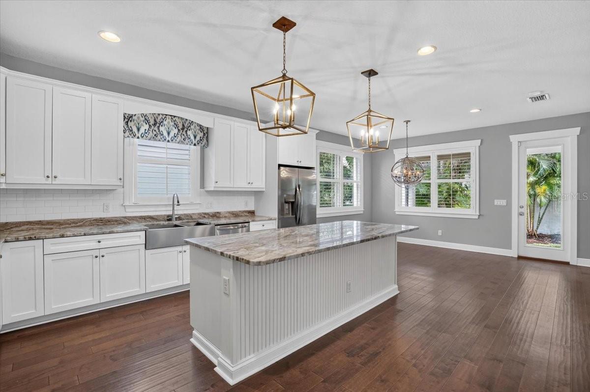 3615 W RENELLIE CIR