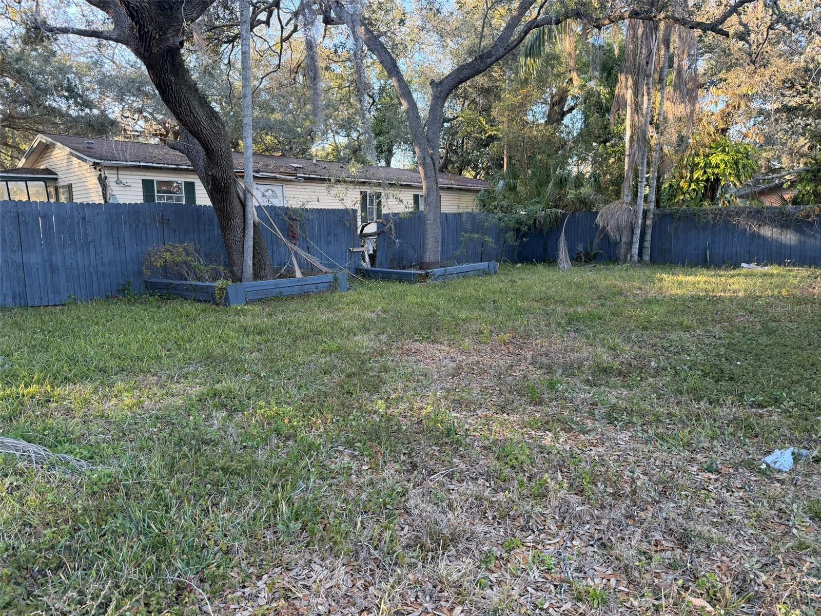 2020 E POWHATAN AVE