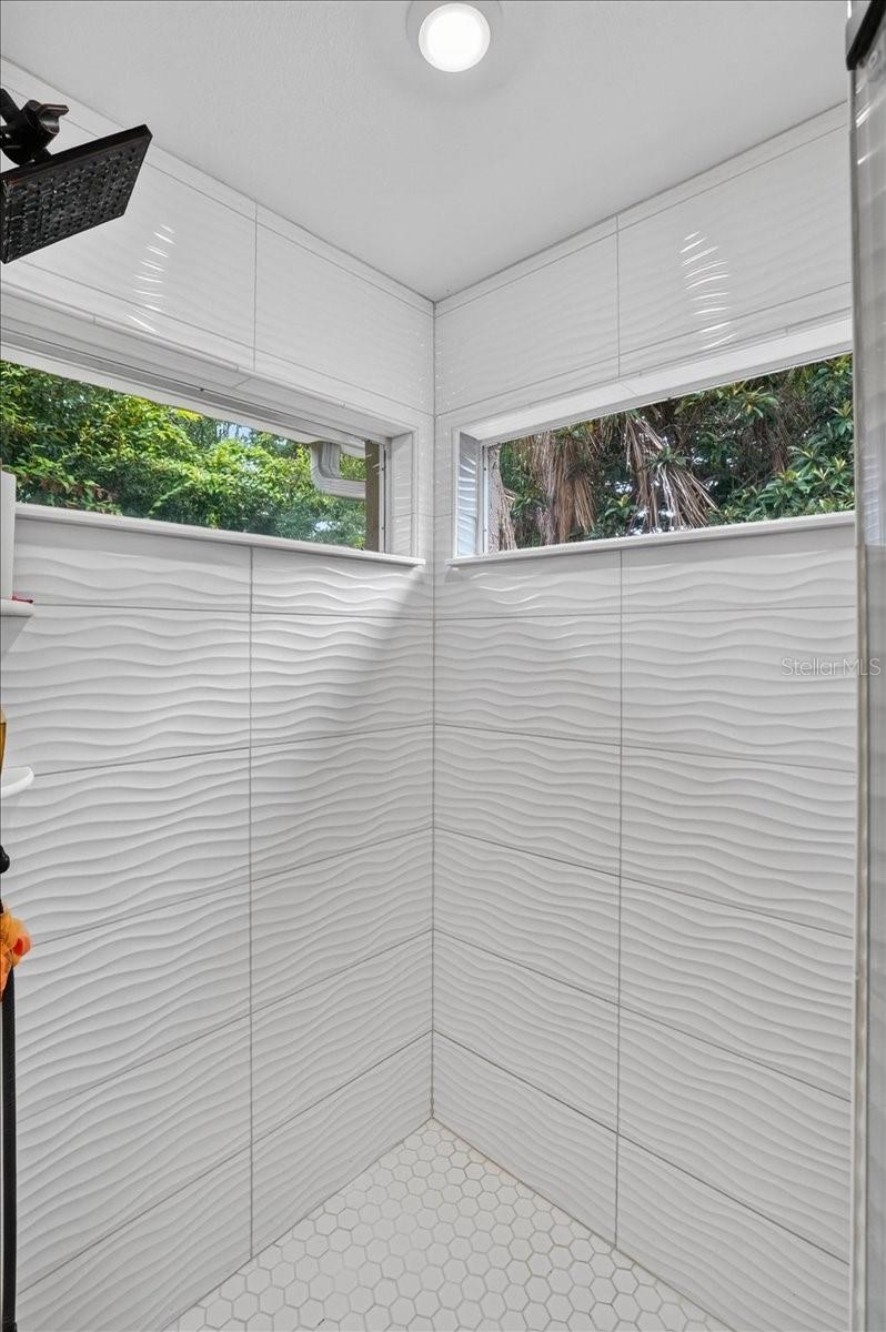 5539 AVENUE DU SOLEIL