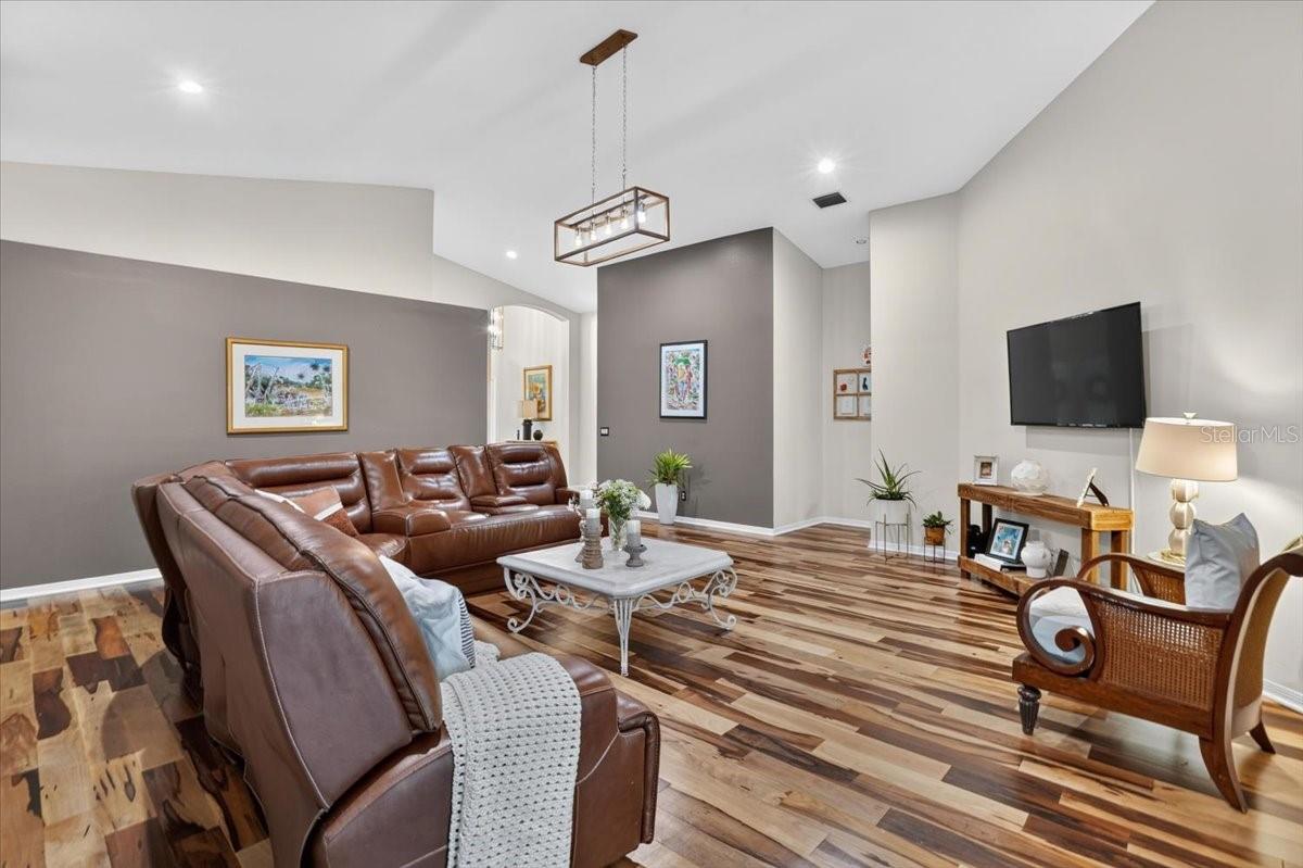 5539 AVENUE DU SOLEIL