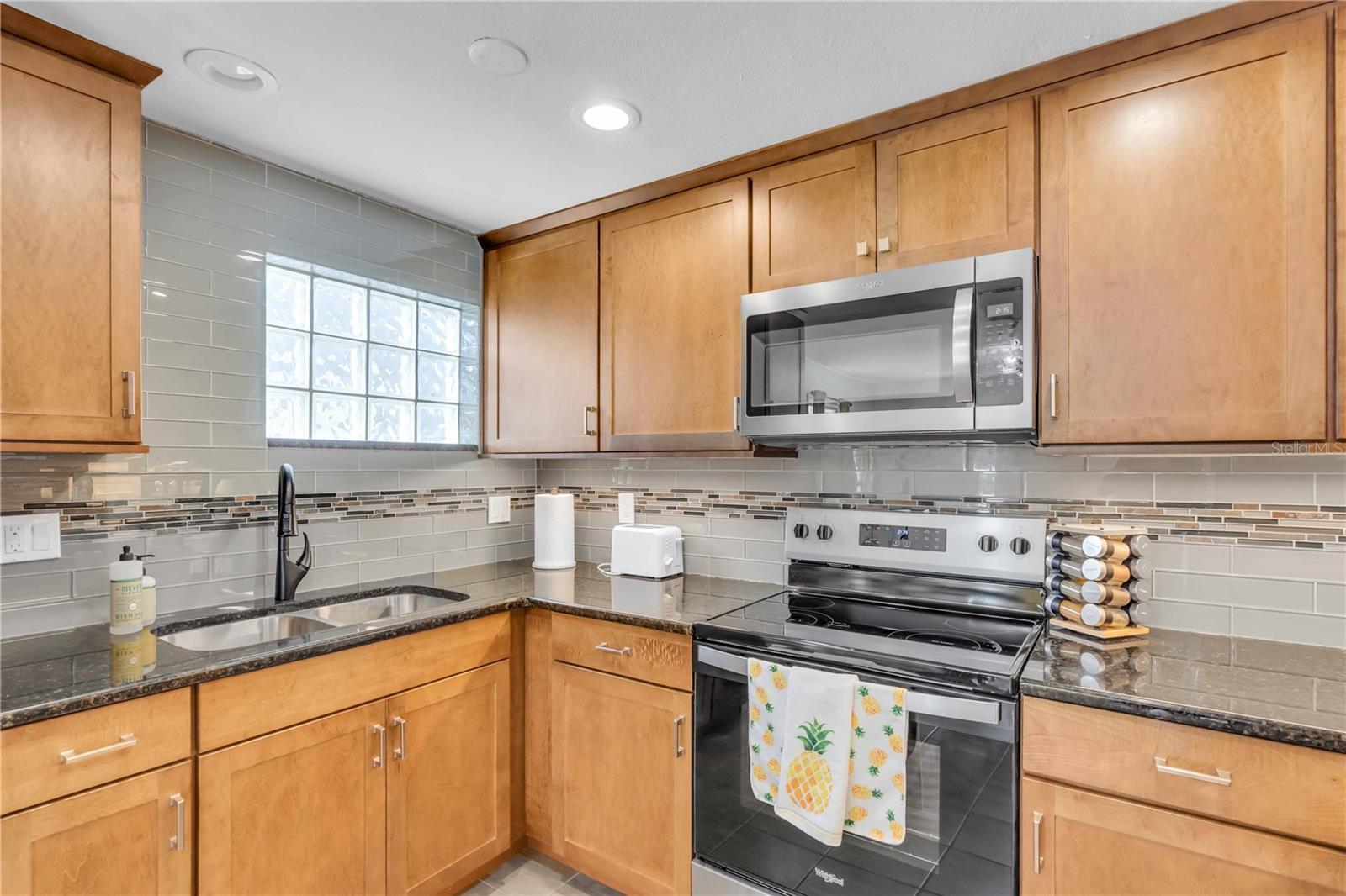 1806 E POWHATAN AVE #1/2