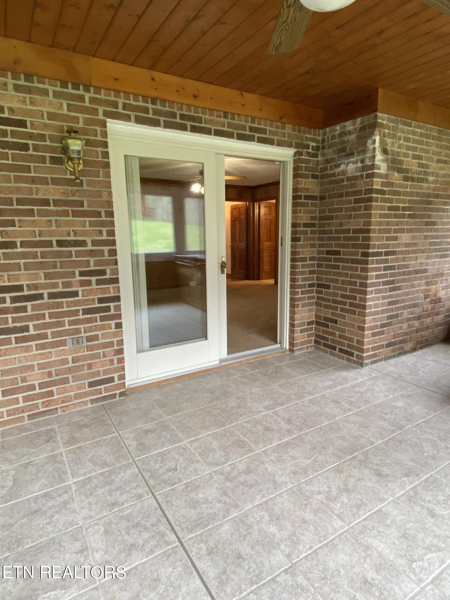 6950/7000 Chapman Hwy