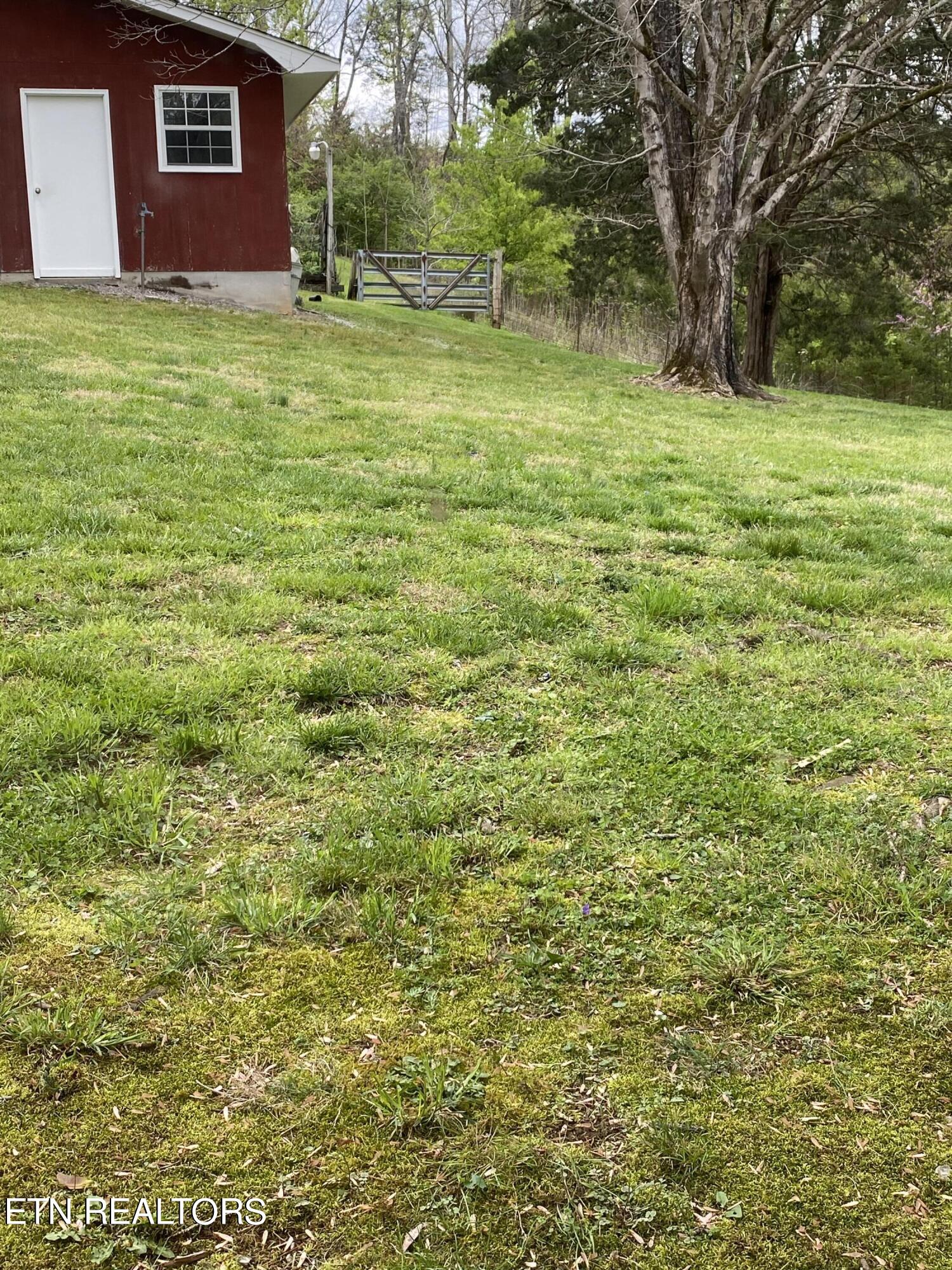 6950/7000 Chapman Hwy