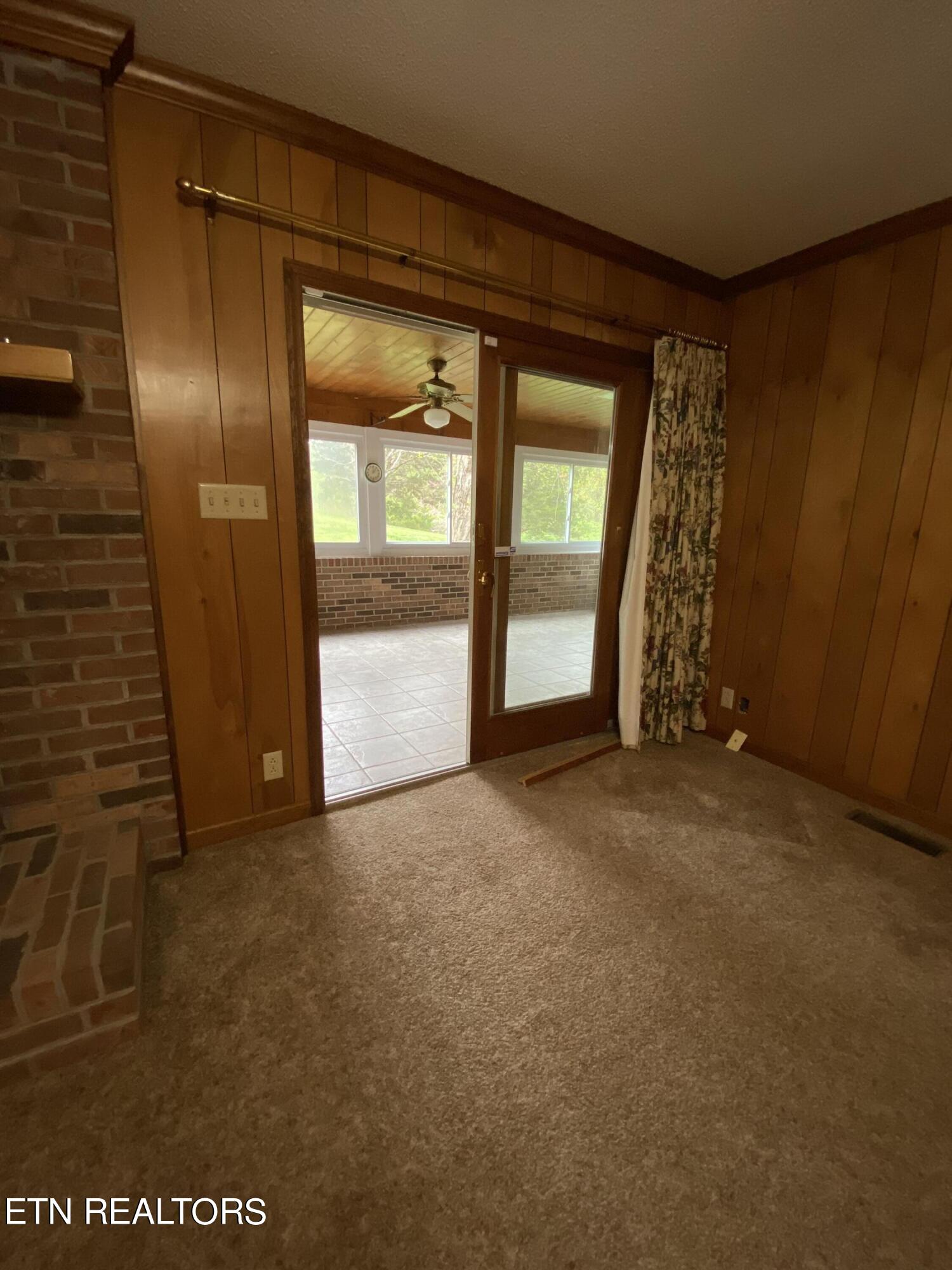 6950/7000 Chapman Hwy