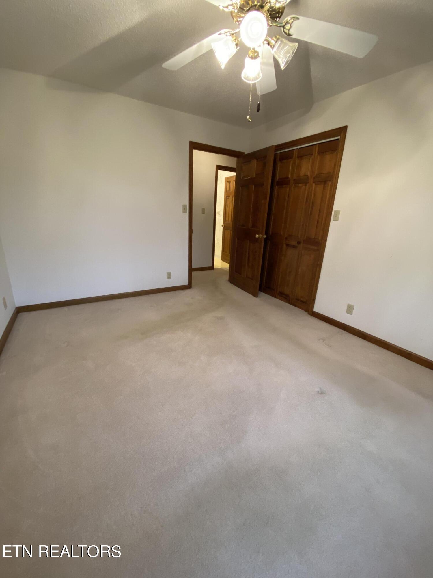 6950/7000 Chapman Hwy