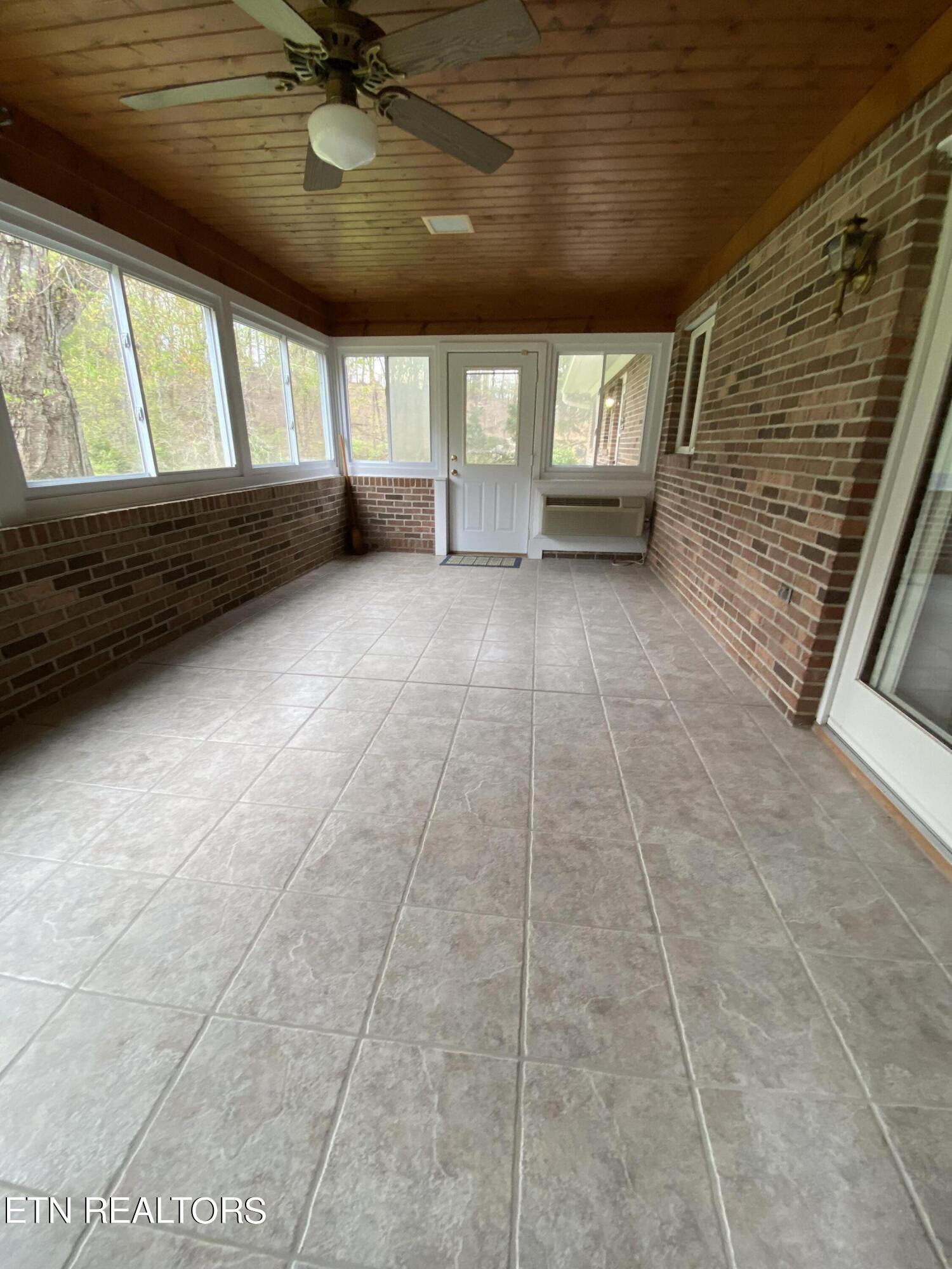 6950/7000 Chapman Hwy