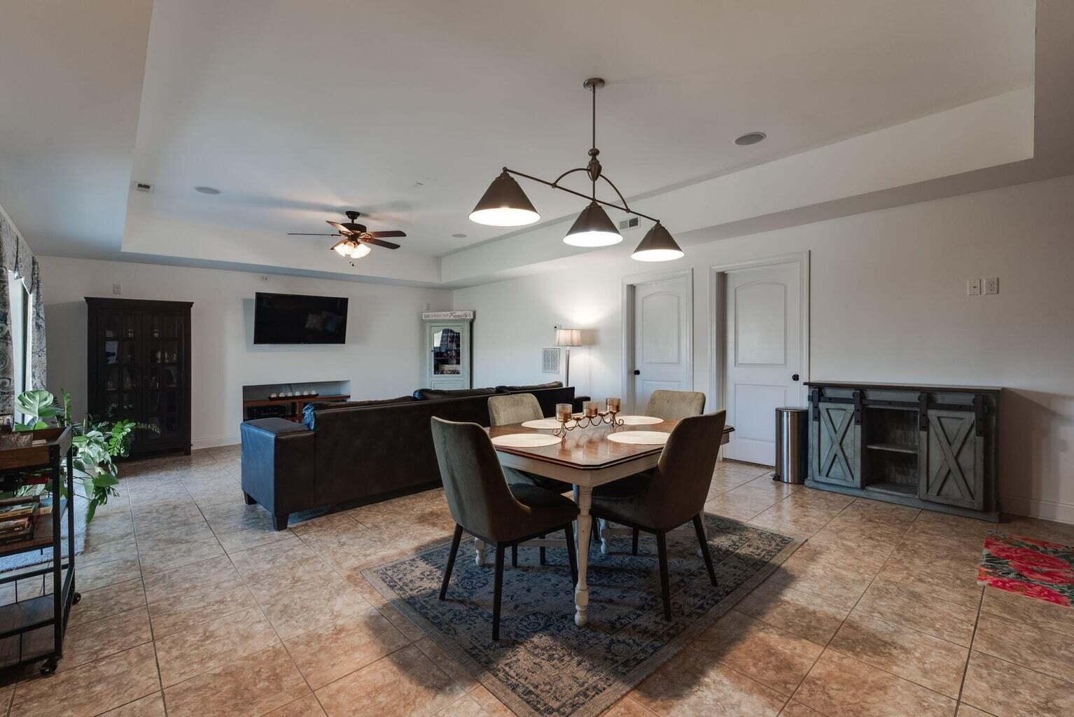 8084 Burgundy Circle