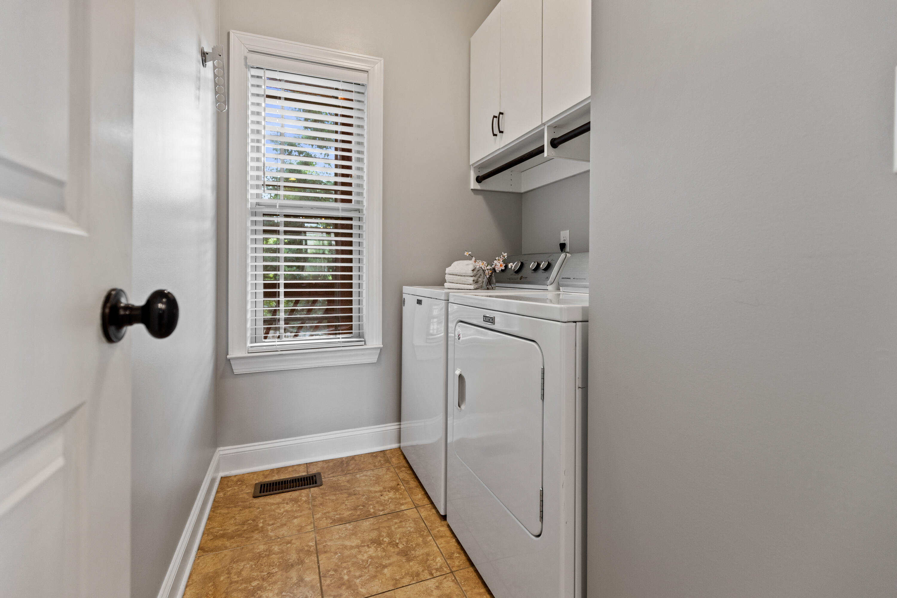 8084 Burgundy Circle