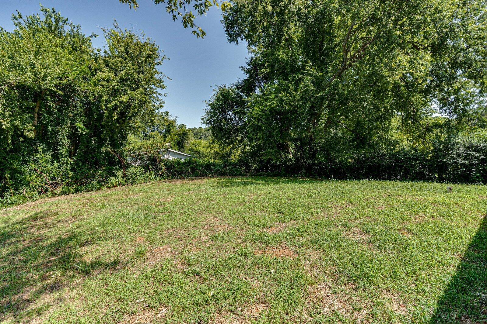 916 NE Jenkins Road, N E