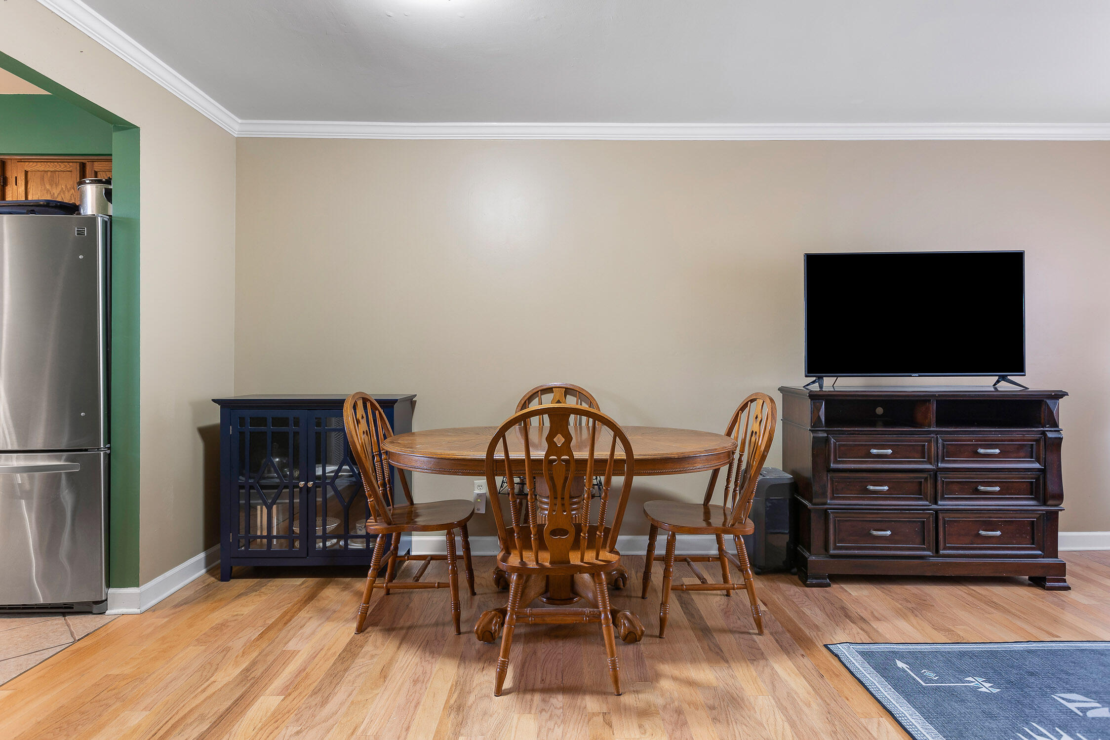 317 Mcbrien Road, 5