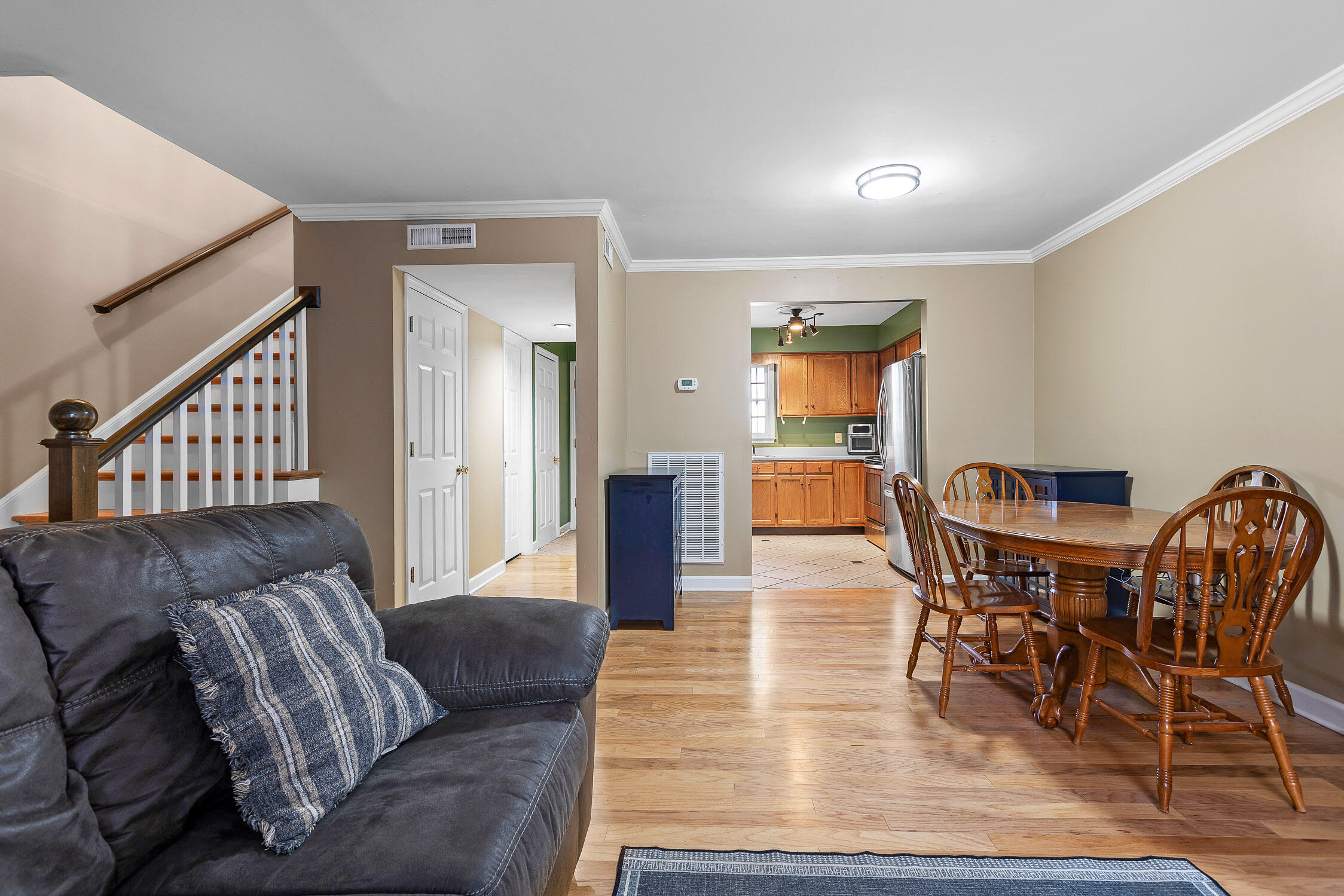 317 Mcbrien Road, 5