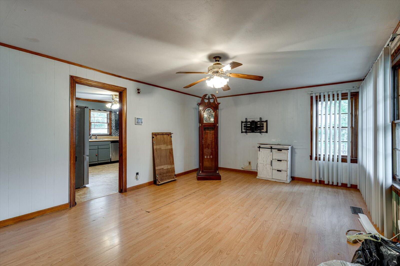 280 Orlando Drive NE