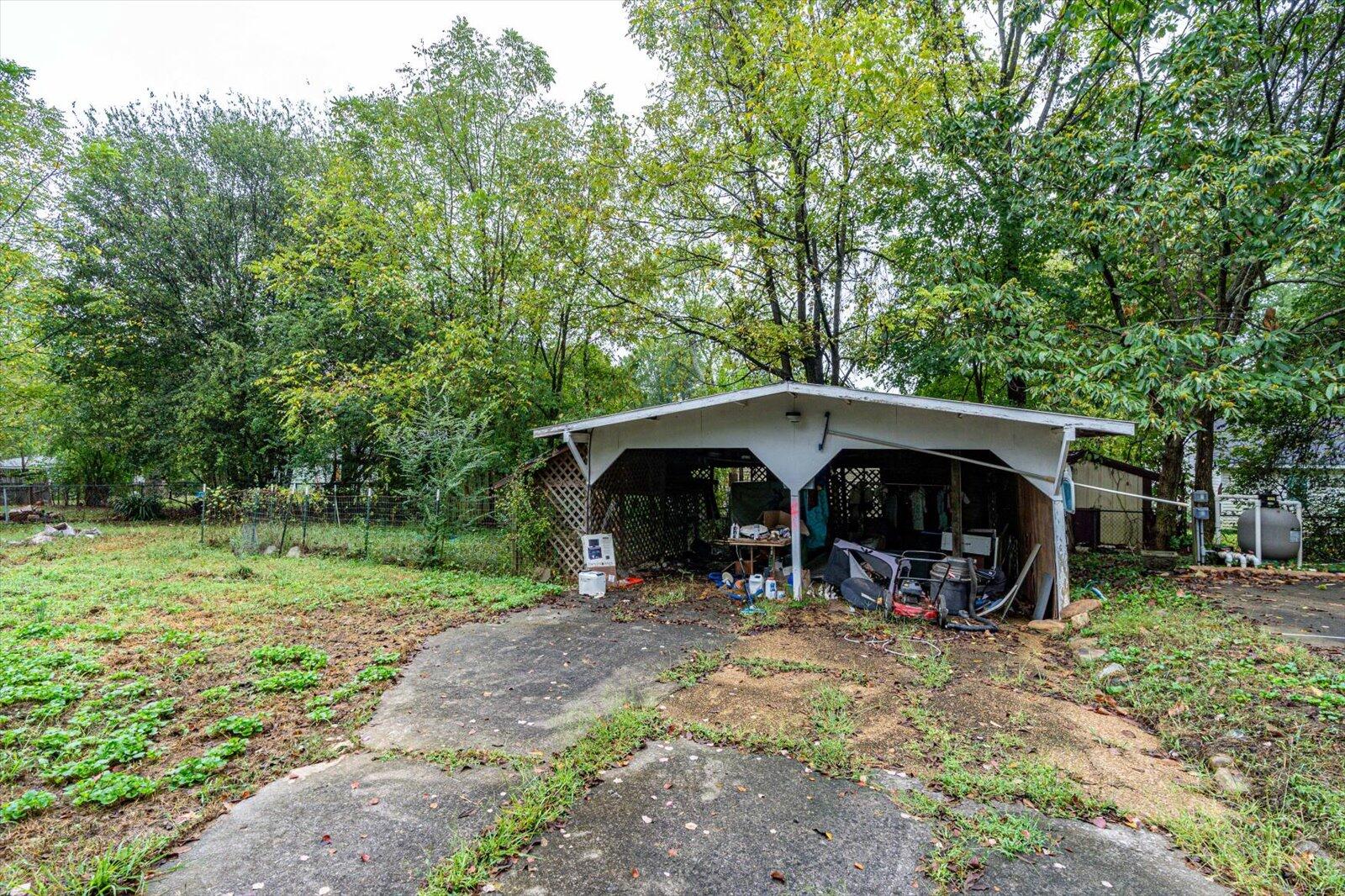 280 Orlando Drive NE