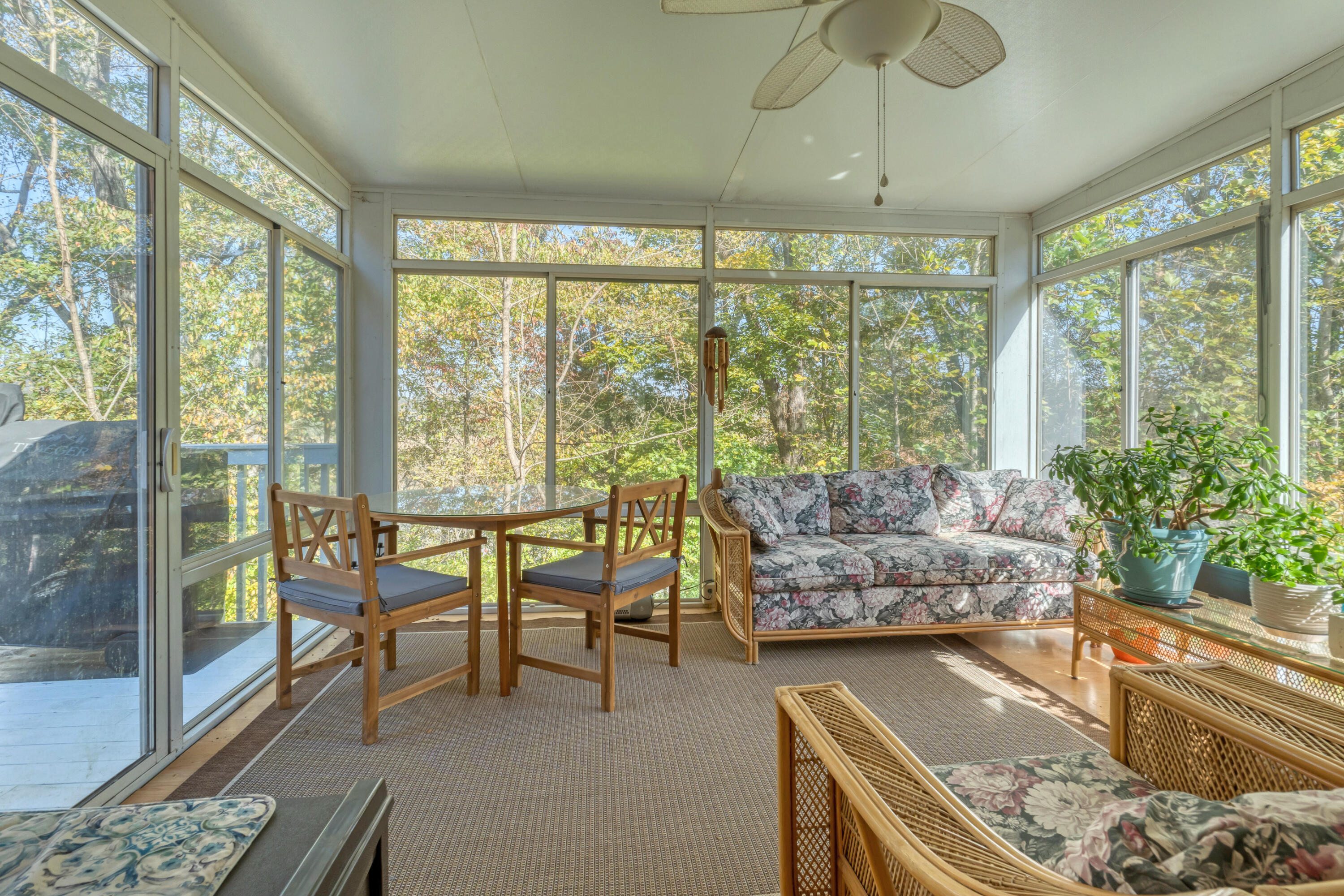 7526 Hodges Ferry Road