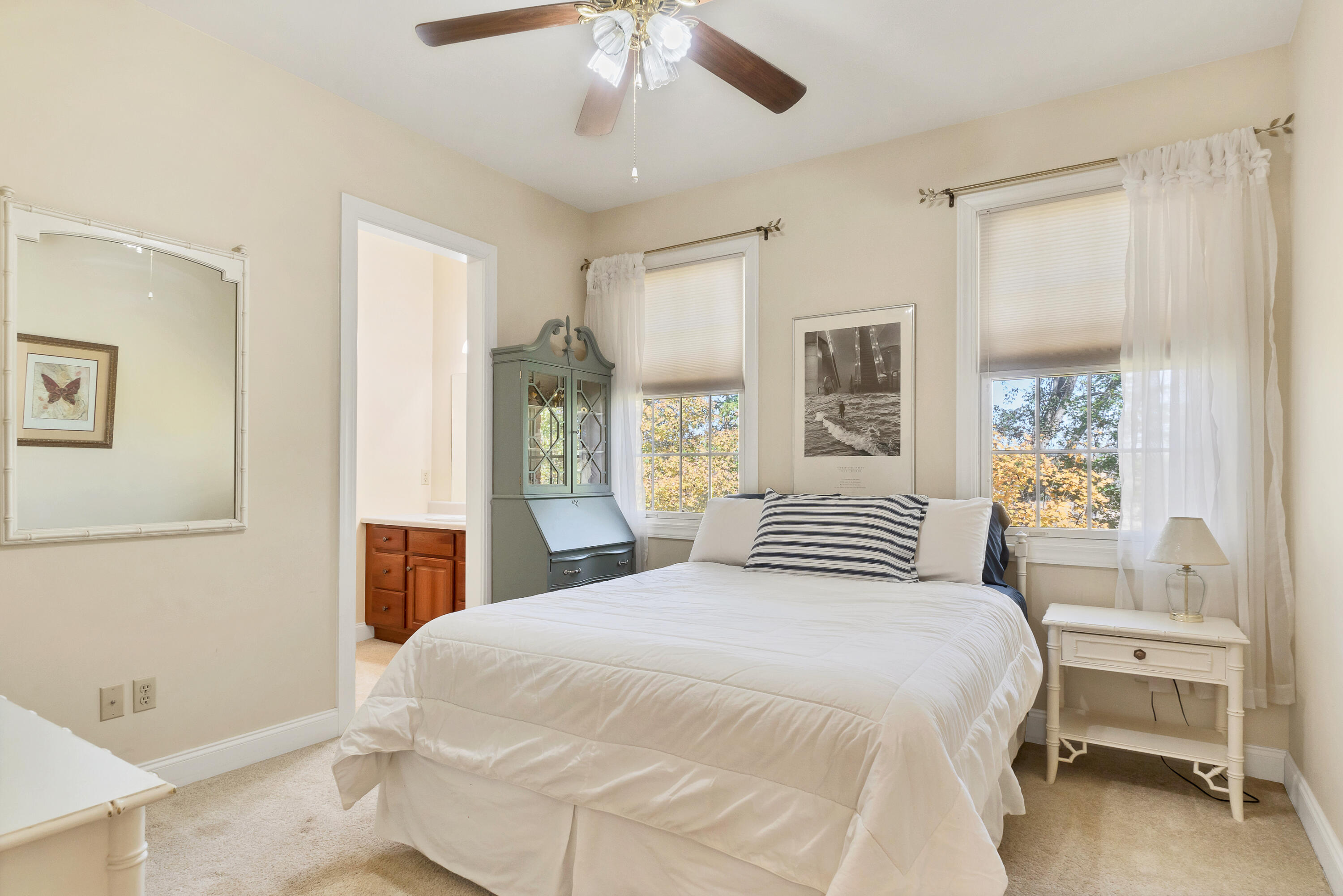 7526 Hodges Ferry Road