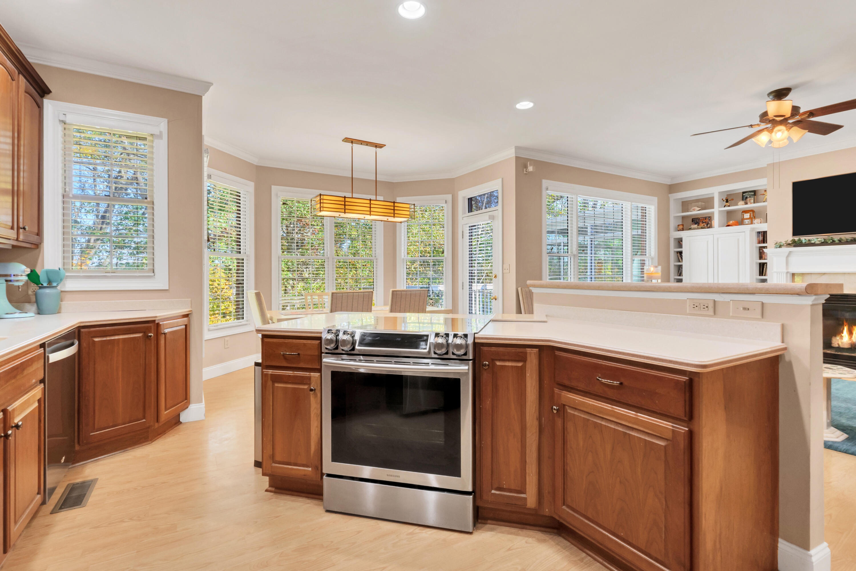 7526 Hodges Ferry Road