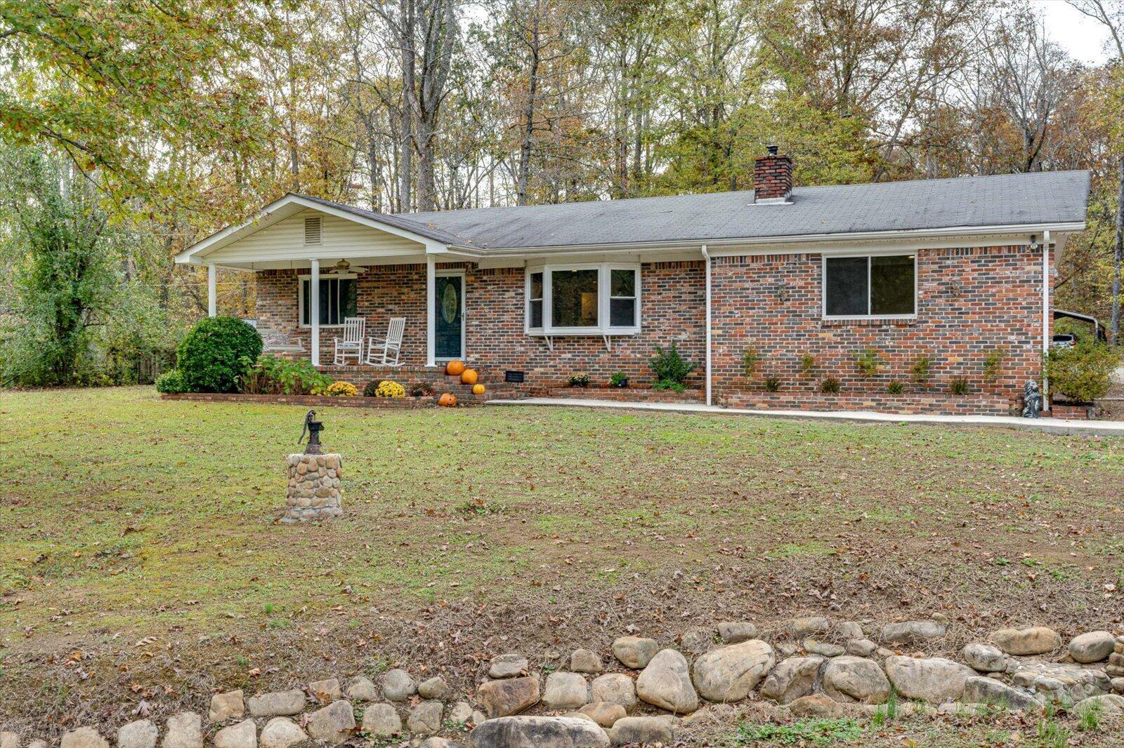 5037 Johnston Road, McDonald