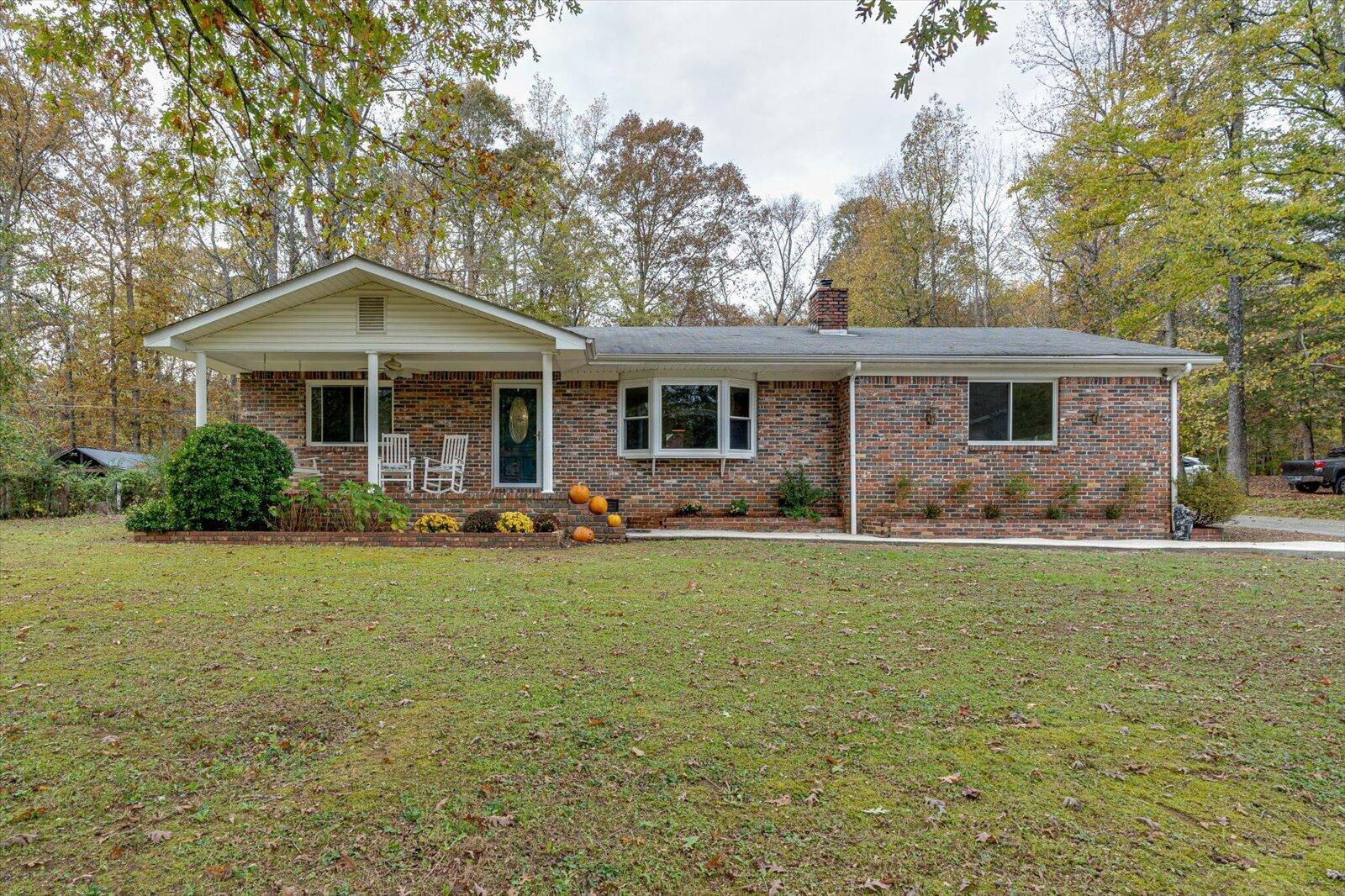 5037 Johnston Road, McDonald