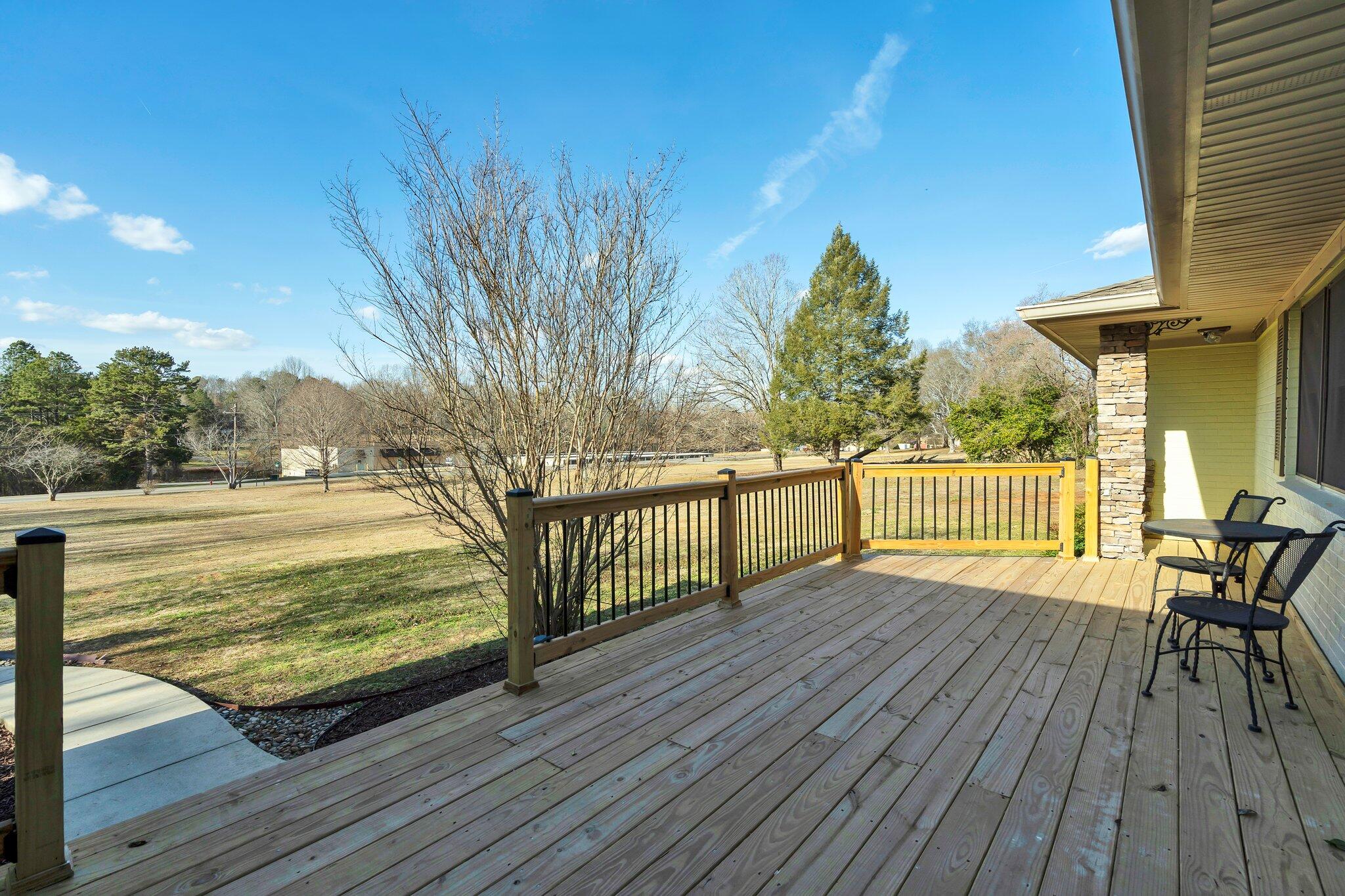 6230 North Lee Highway