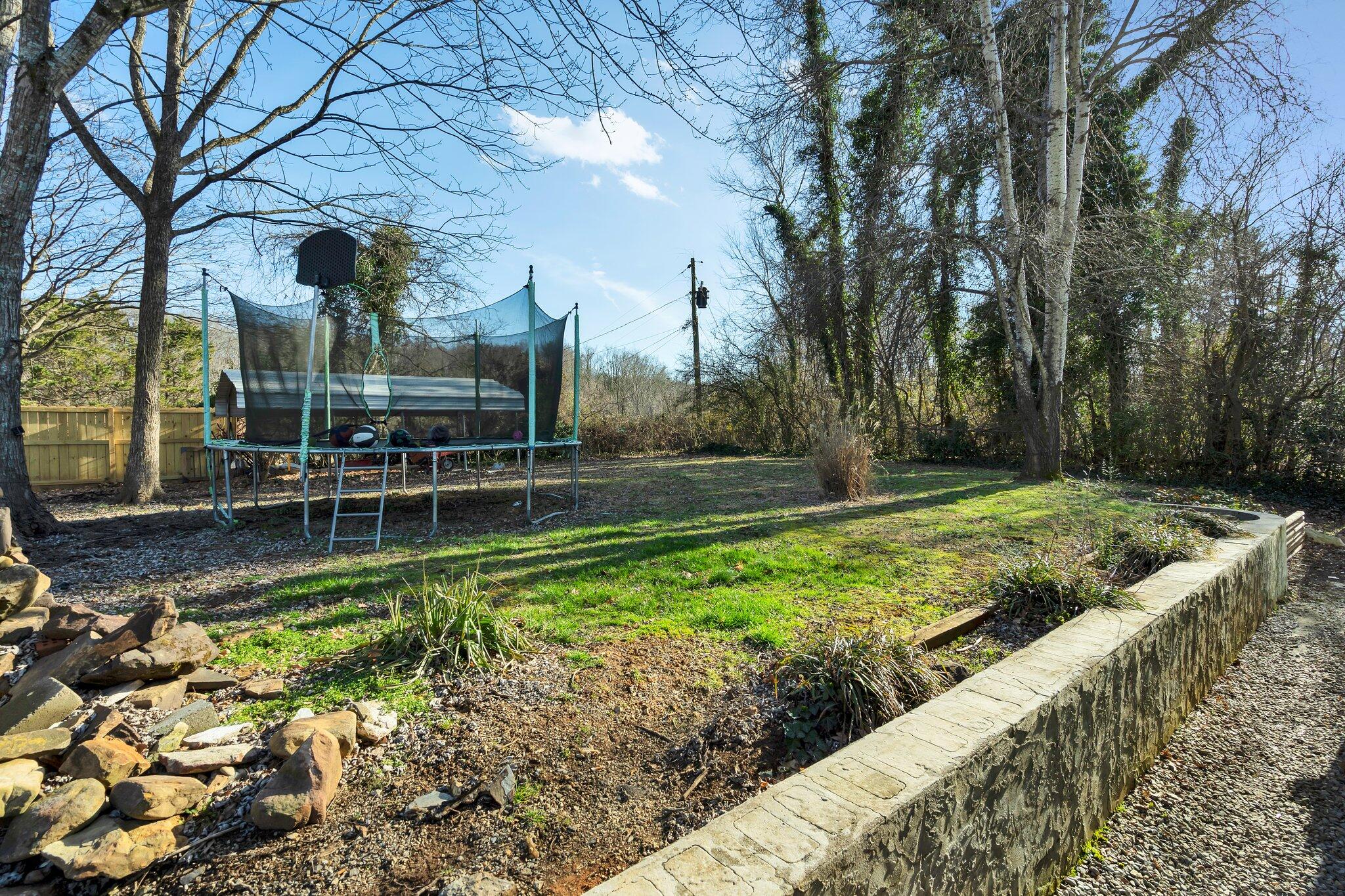 6230 North Lee Highway