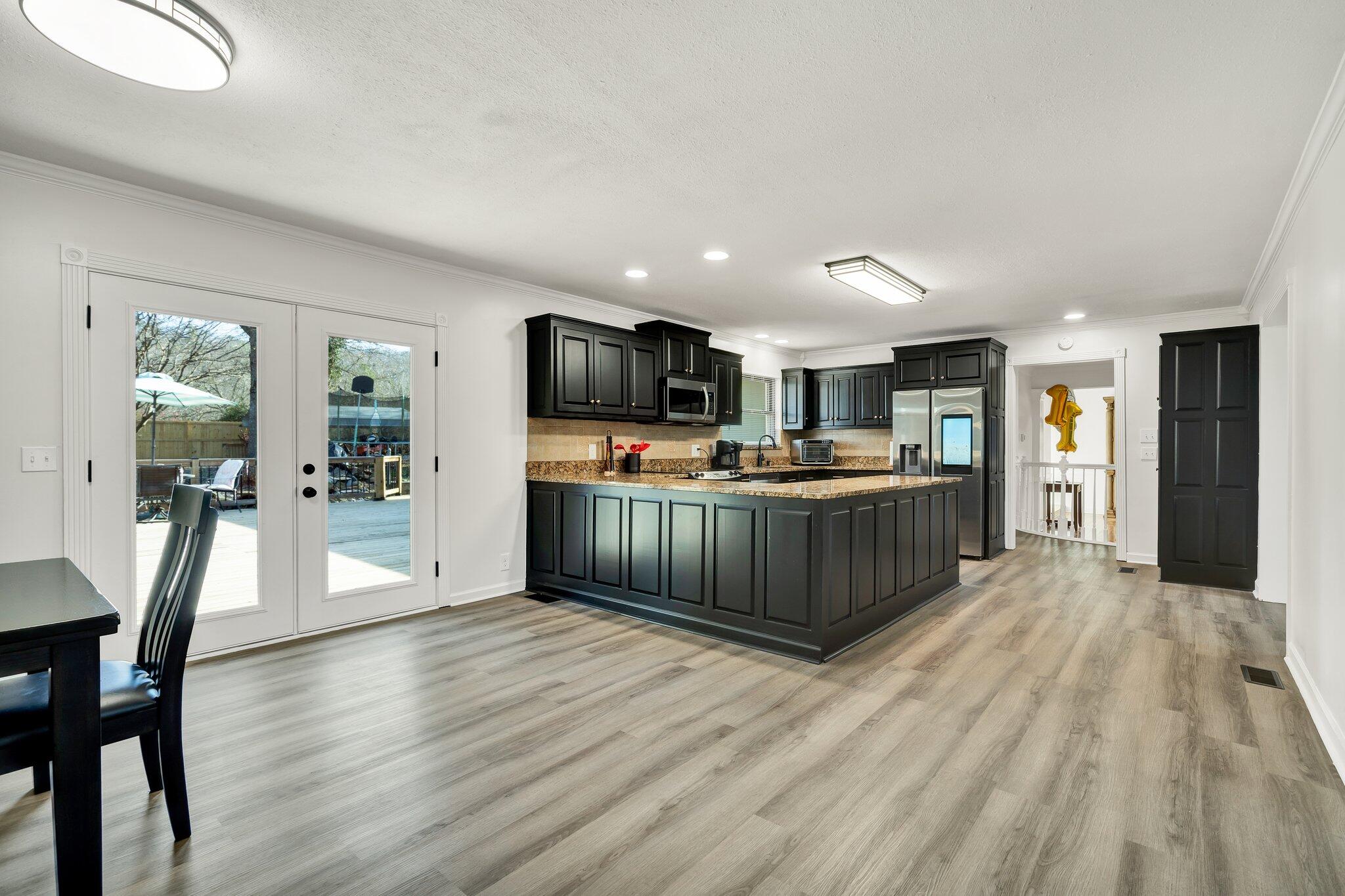 6230 North Lee Highway