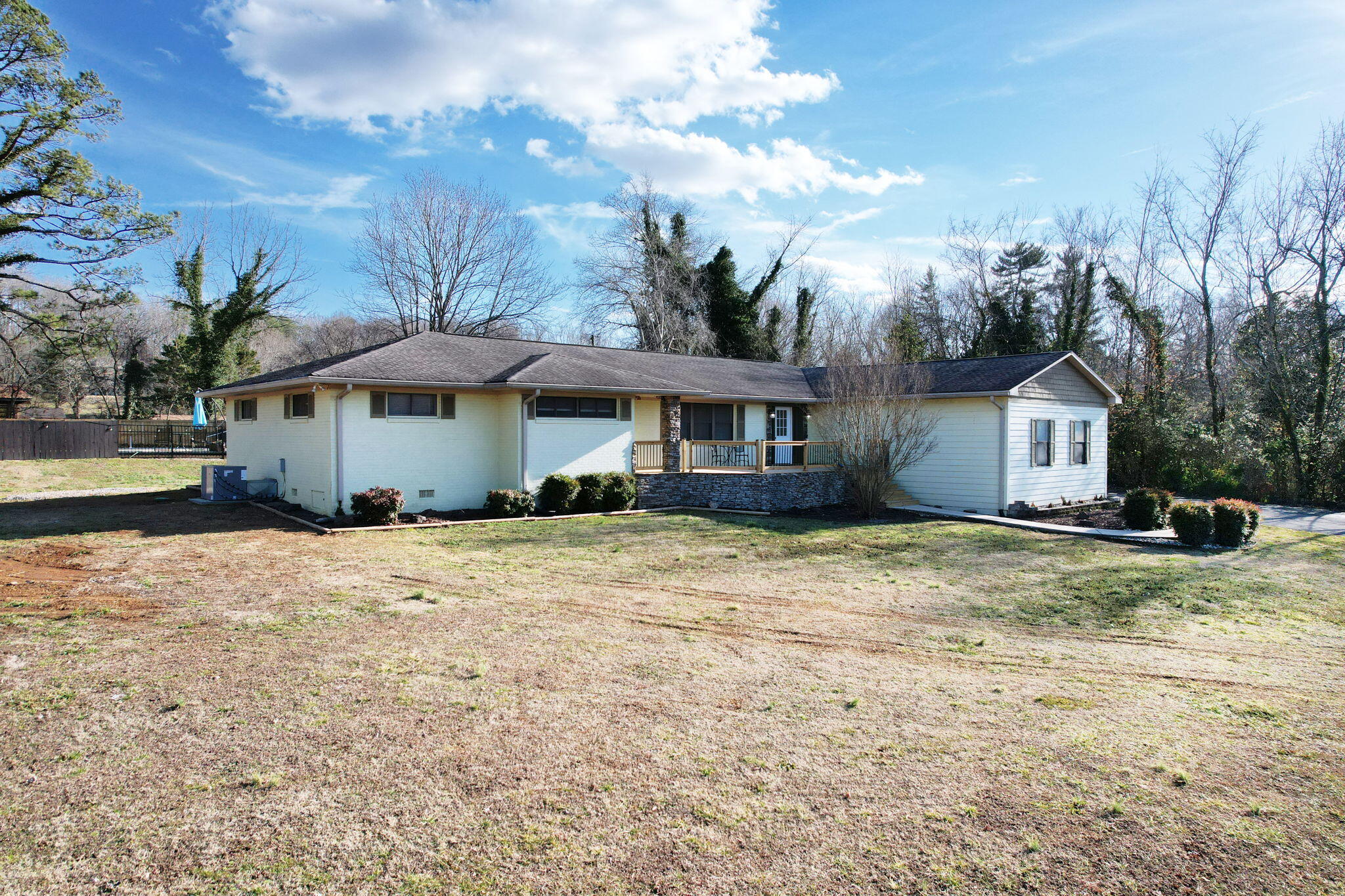 6230 North Lee Highway