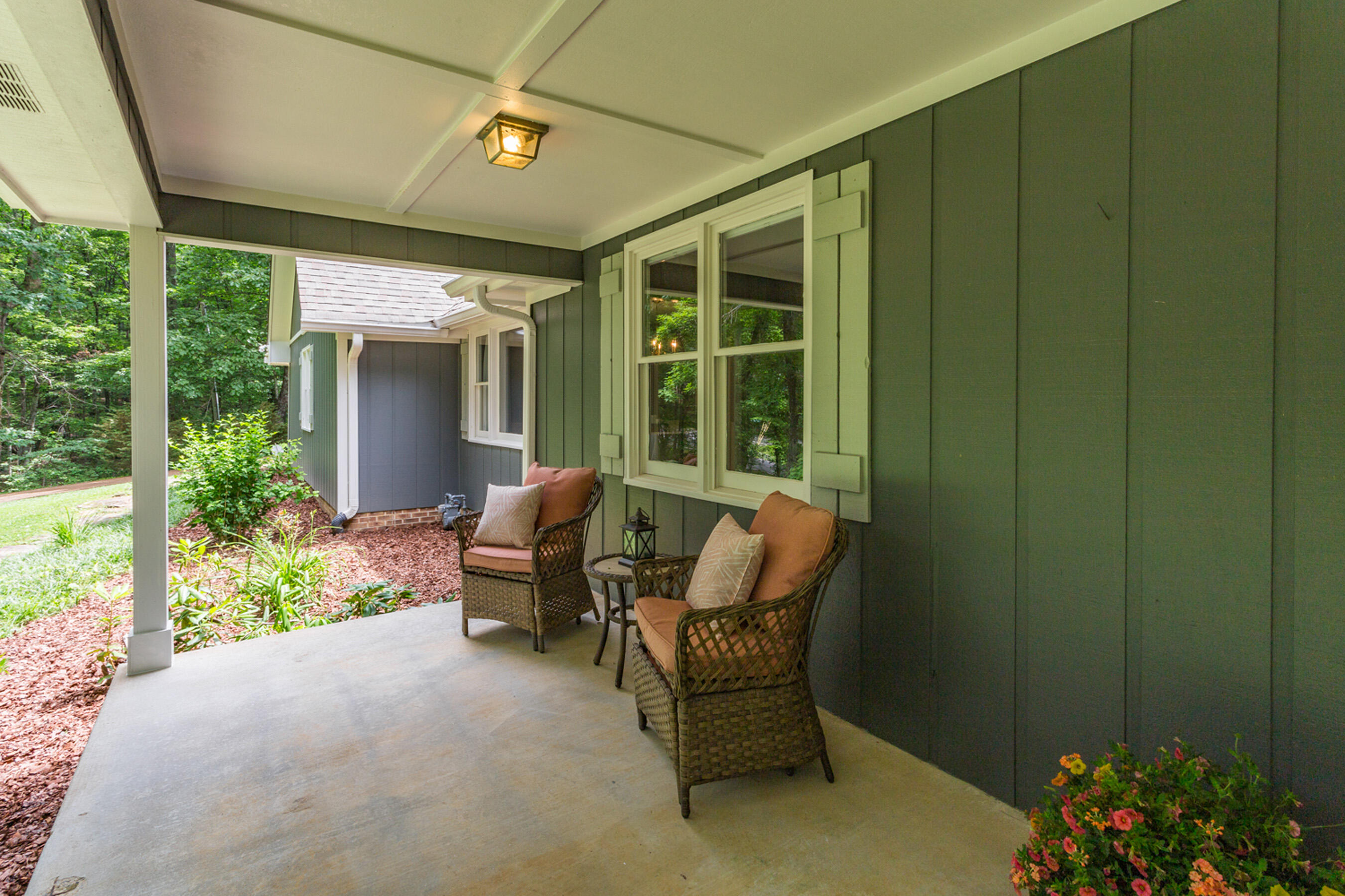 1200 Laurel Springs Way