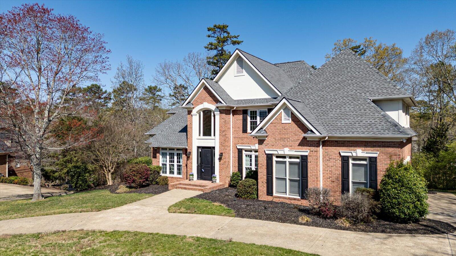 9235 Royal Mountain Drive