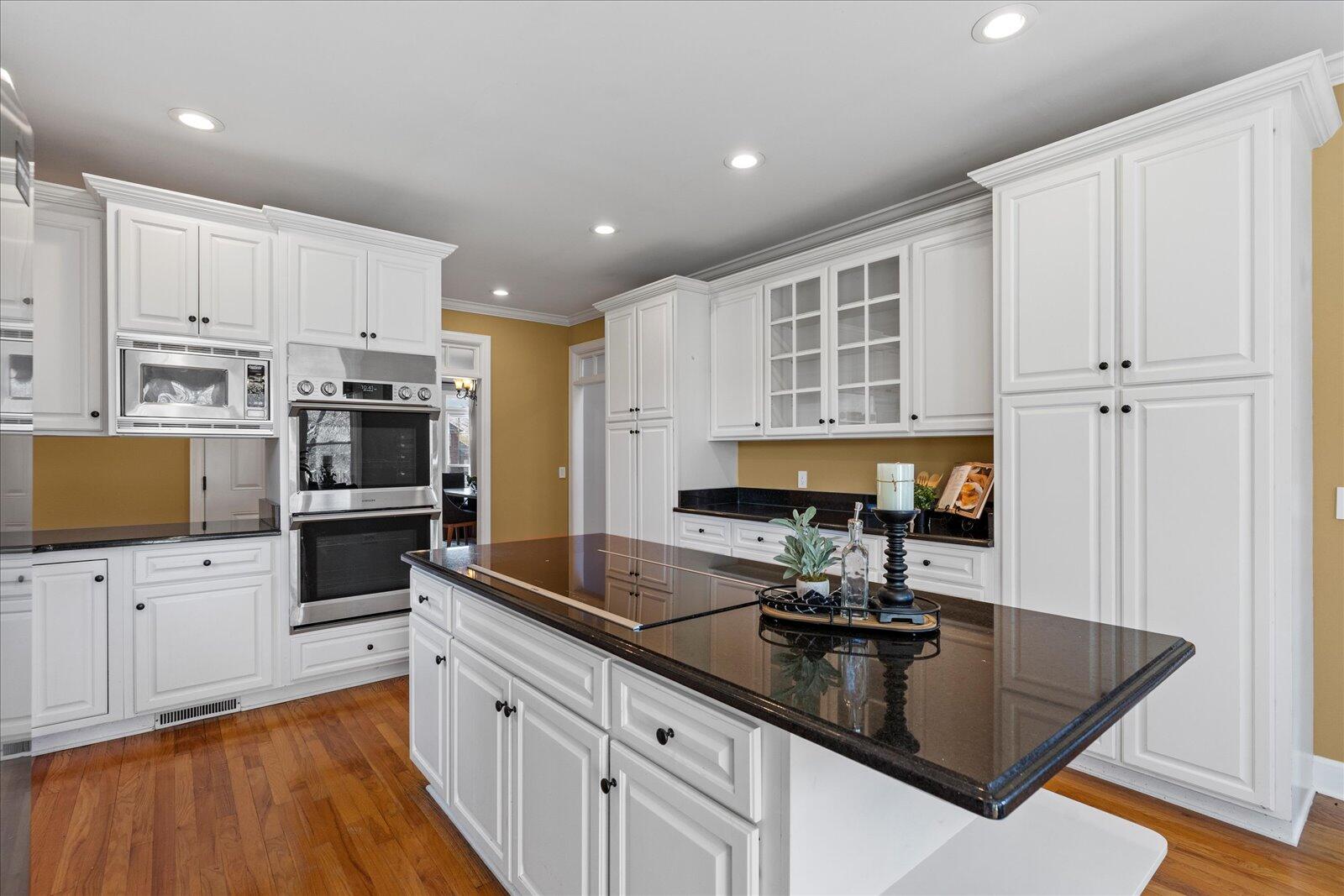 9235 Royal Mountain Drive