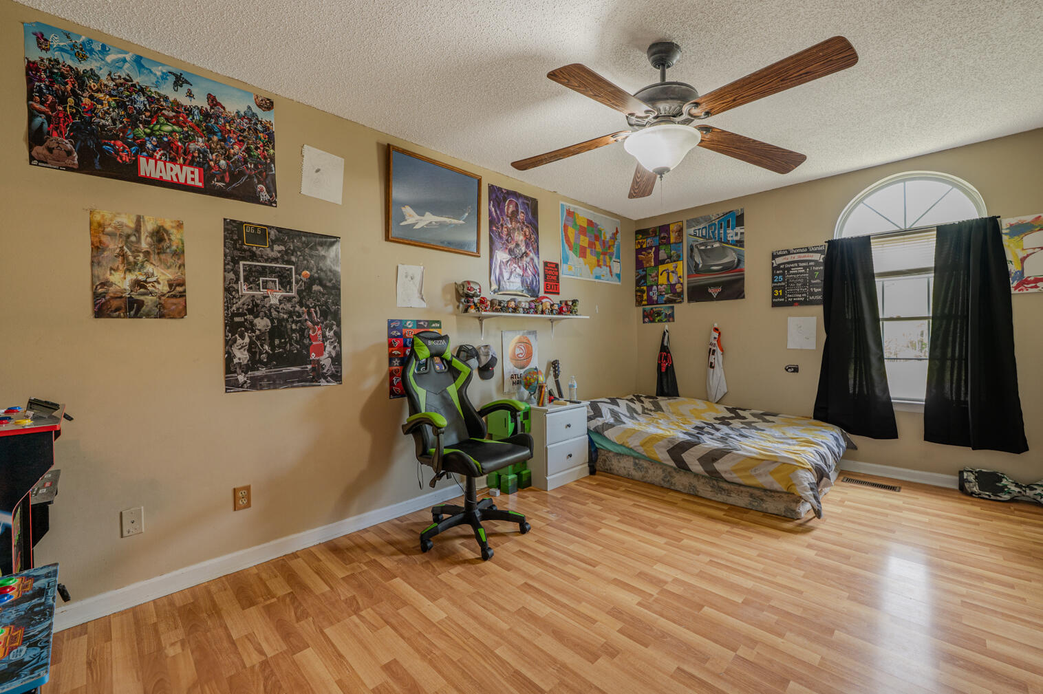 63 Willow Drive, LaFayette