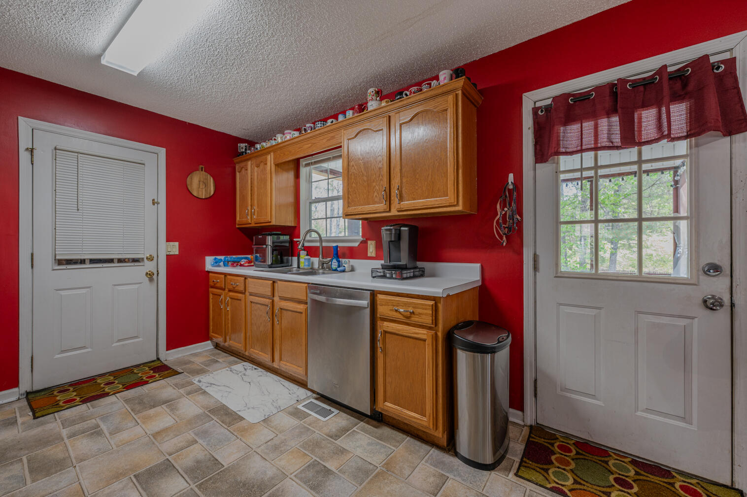 63 Willow Drive, LaFayette