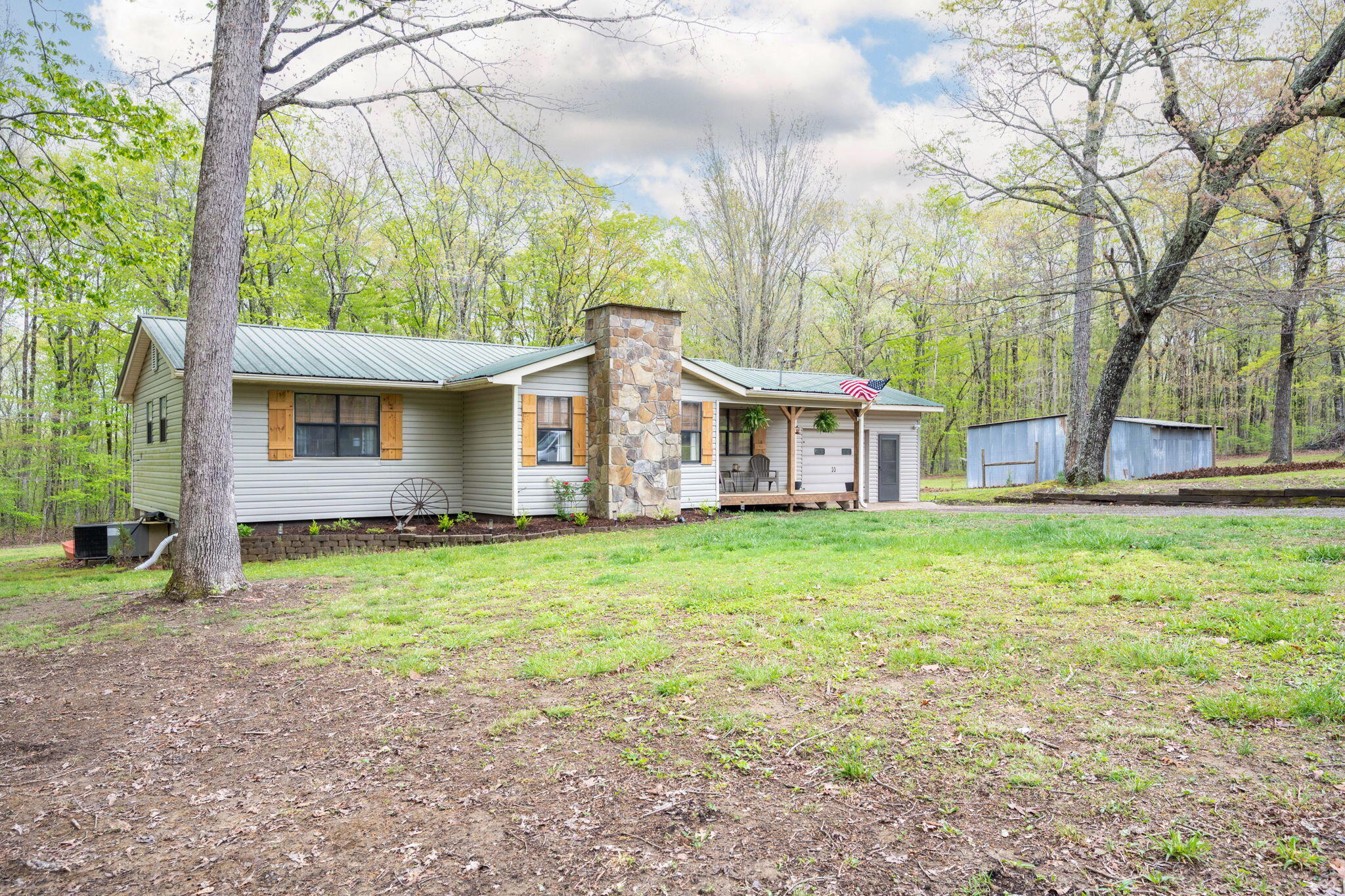 1002 Crowe Circle