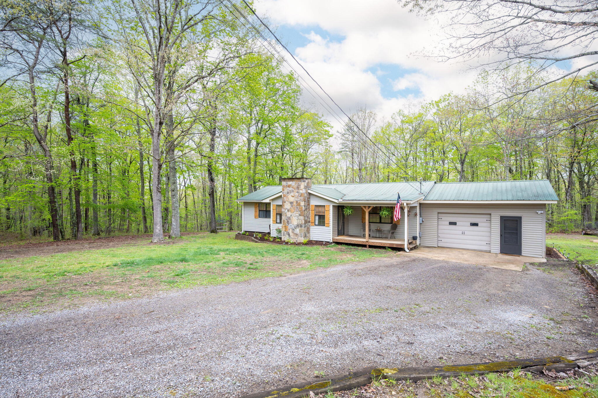 1002 Crowe Circle