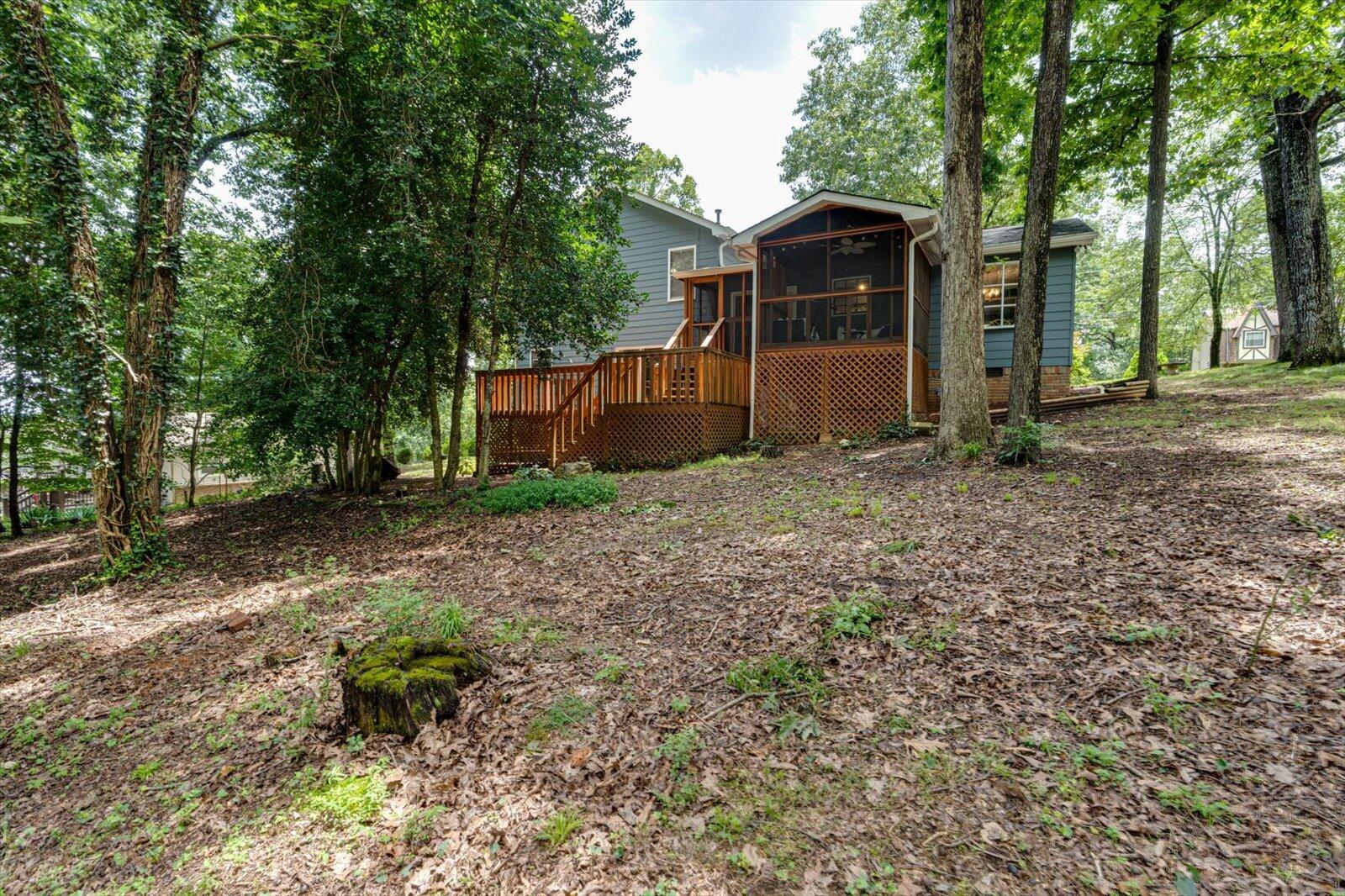 6415 Lake Meadows Drive