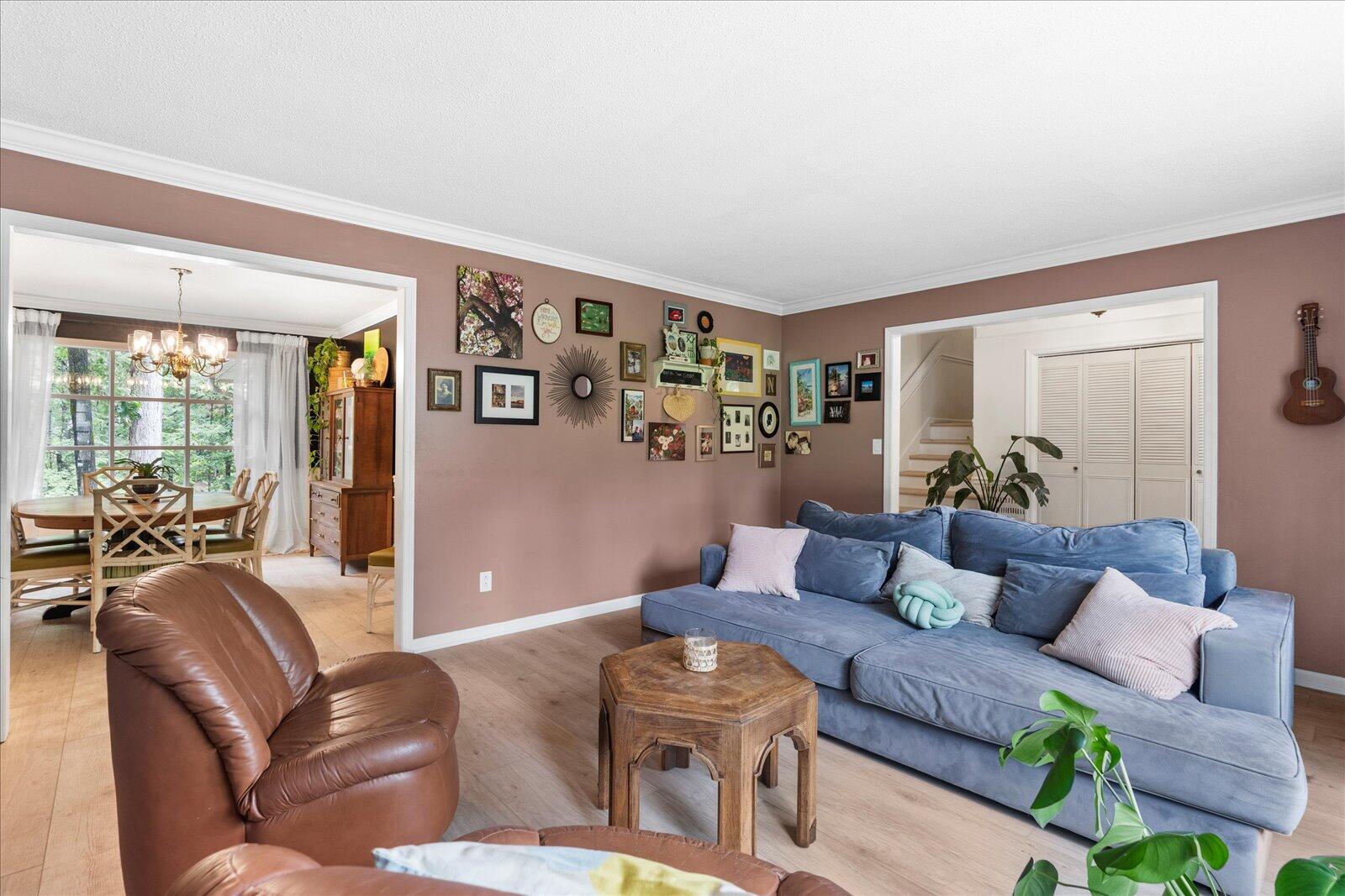 6415 Lake Meadows Drive