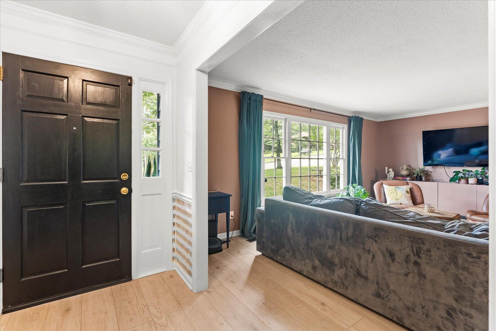 6415 Lake Meadows Drive