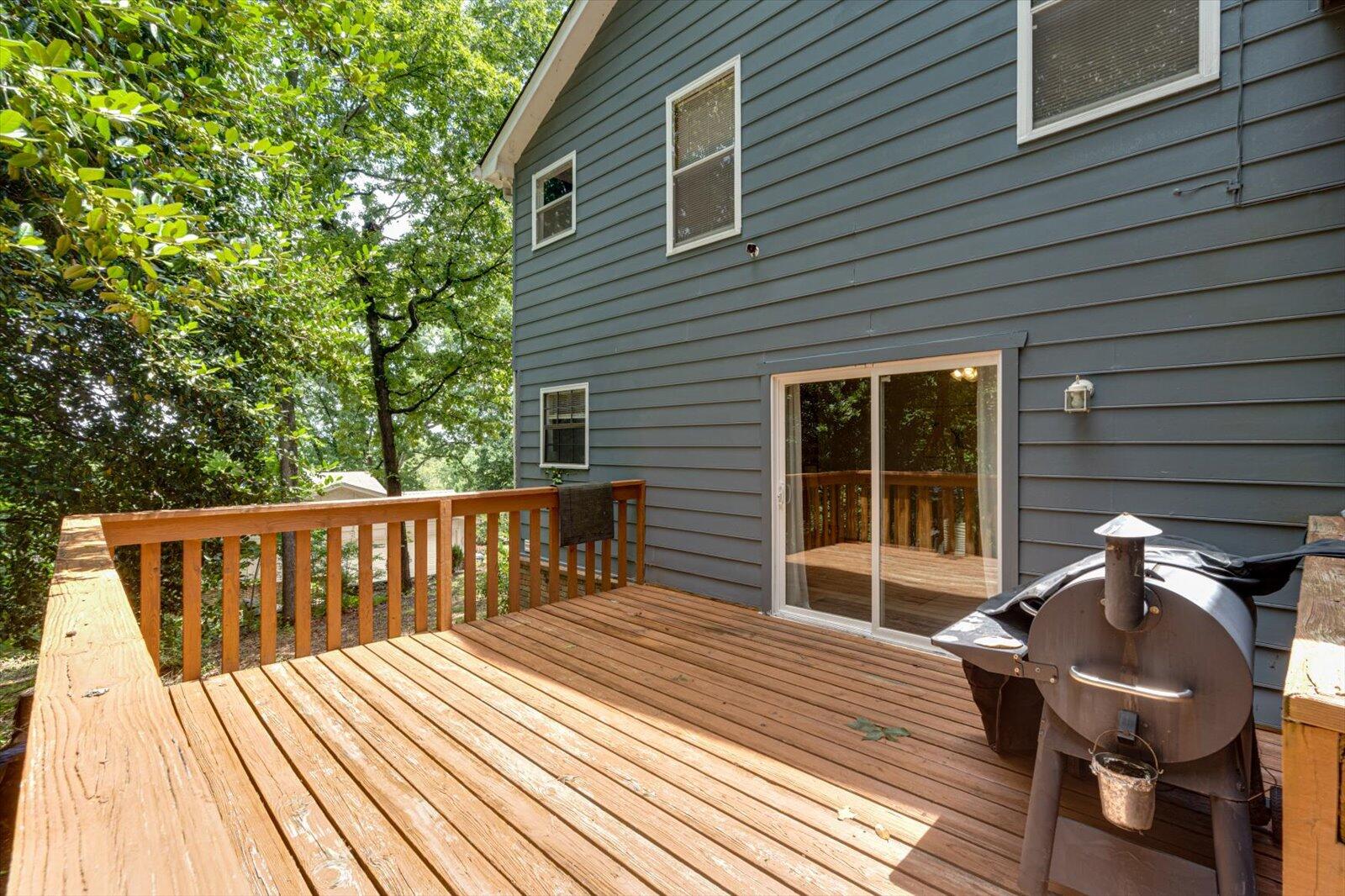 6415 Lake Meadows Drive