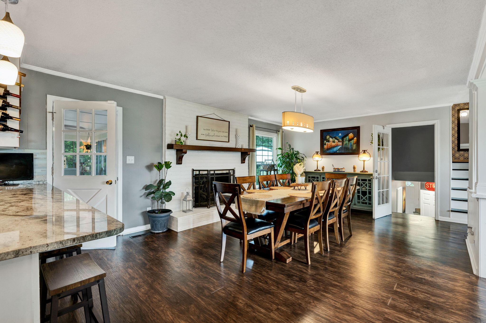 201 Triplett Circle NW