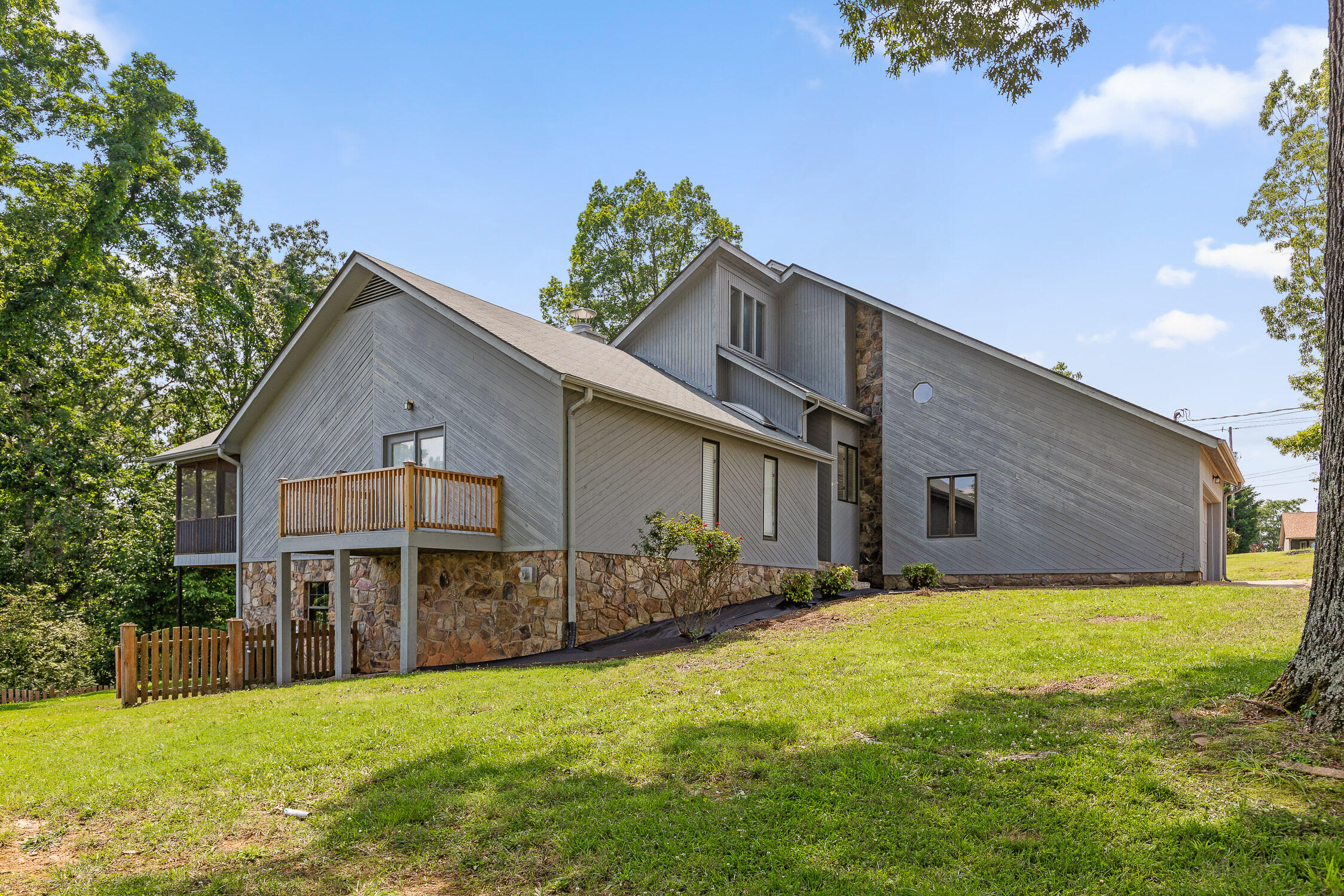 2508 Lake Dweller Lane