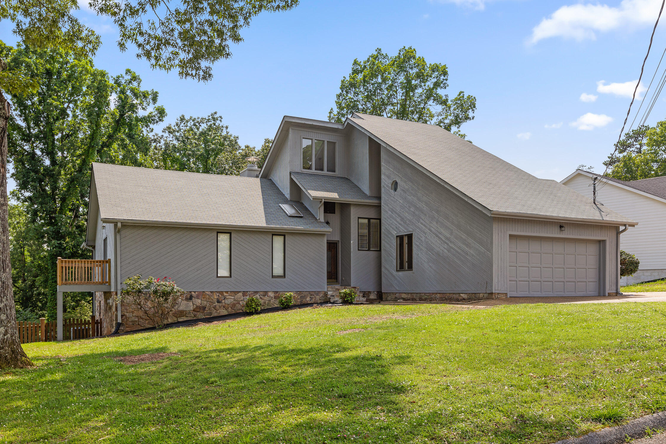 2508 Lake Dweller Lane