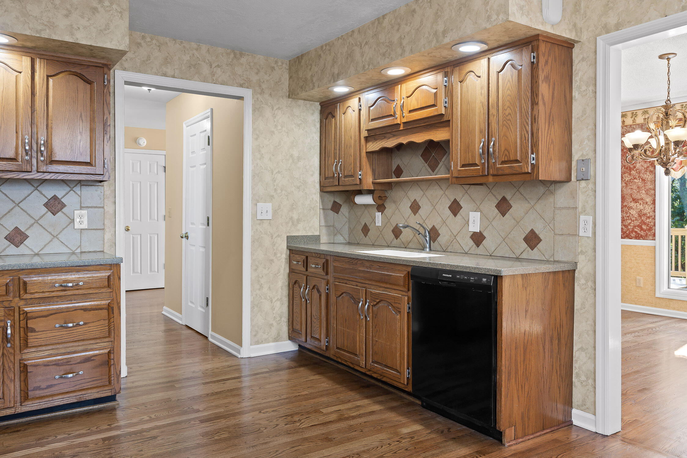 2508 Lake Dweller Lane