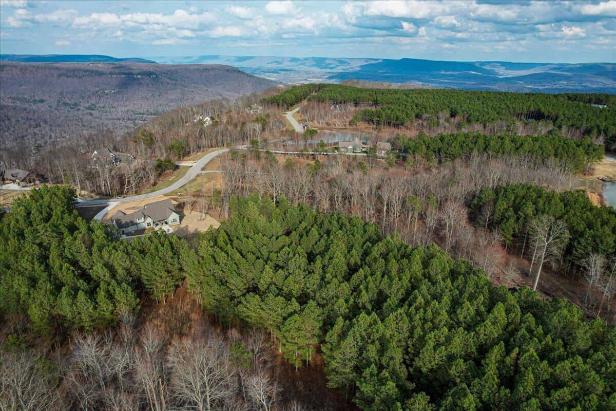 0 High Point Lane, 182b