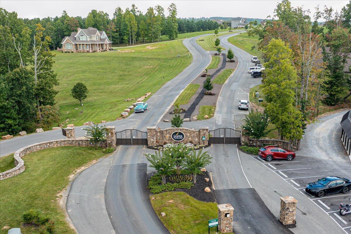 0 High Point Lane, 182b