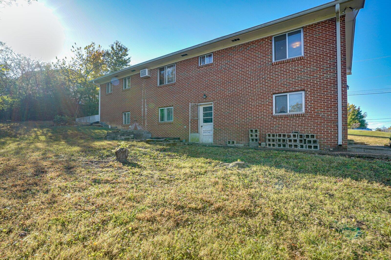 2301 Arroyo Drive