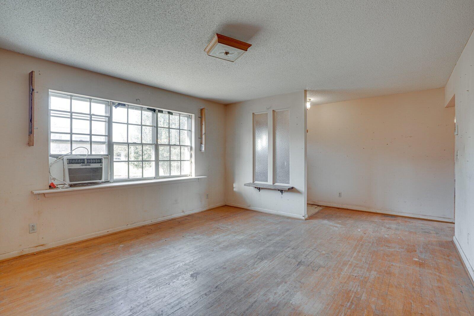 2301 Arroyo Drive