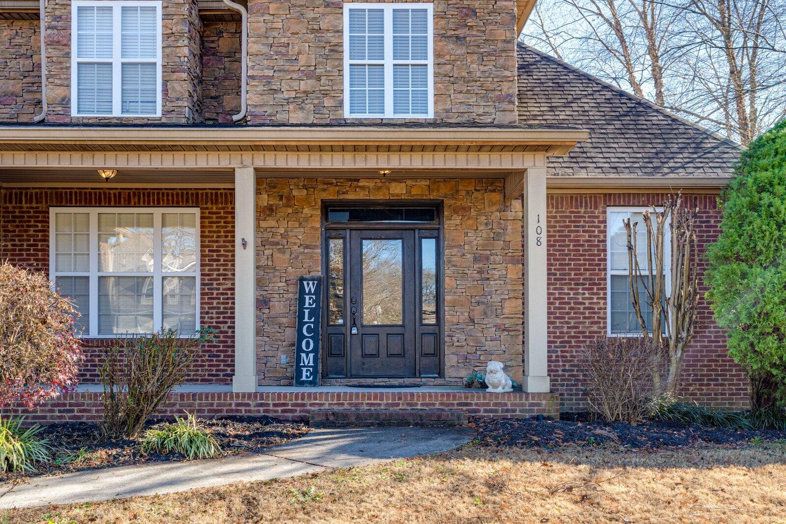 108 Doe Meadow Lane NW