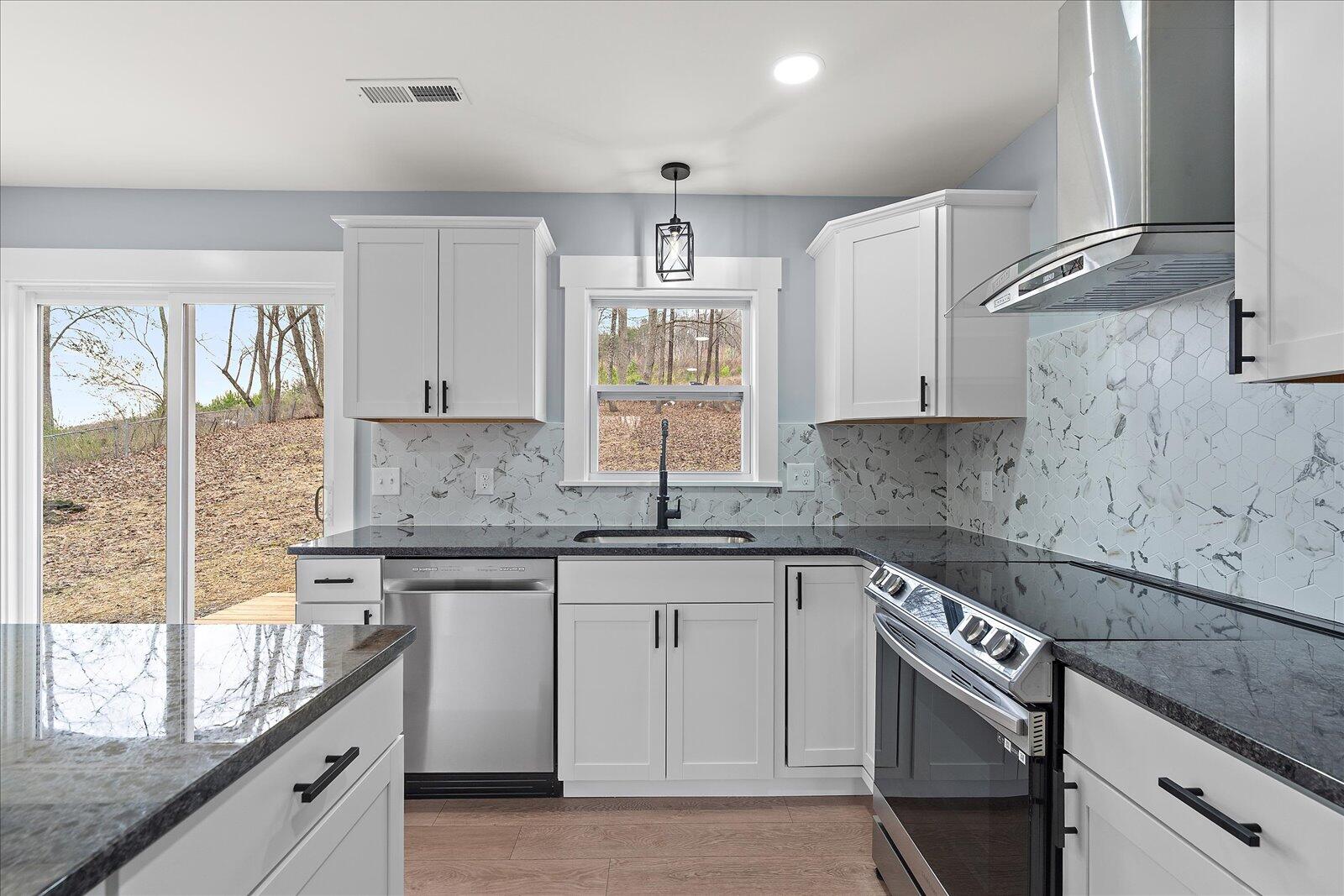 1917 Circle Drive SW