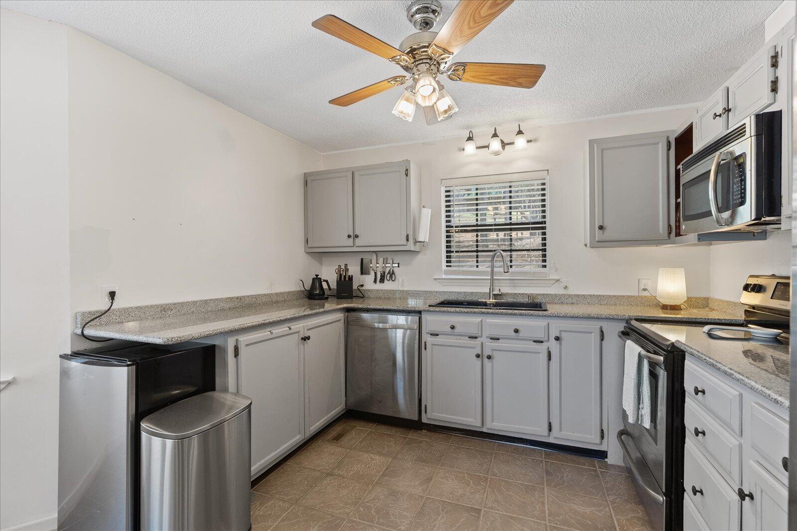 1819 Pine Needles Trail